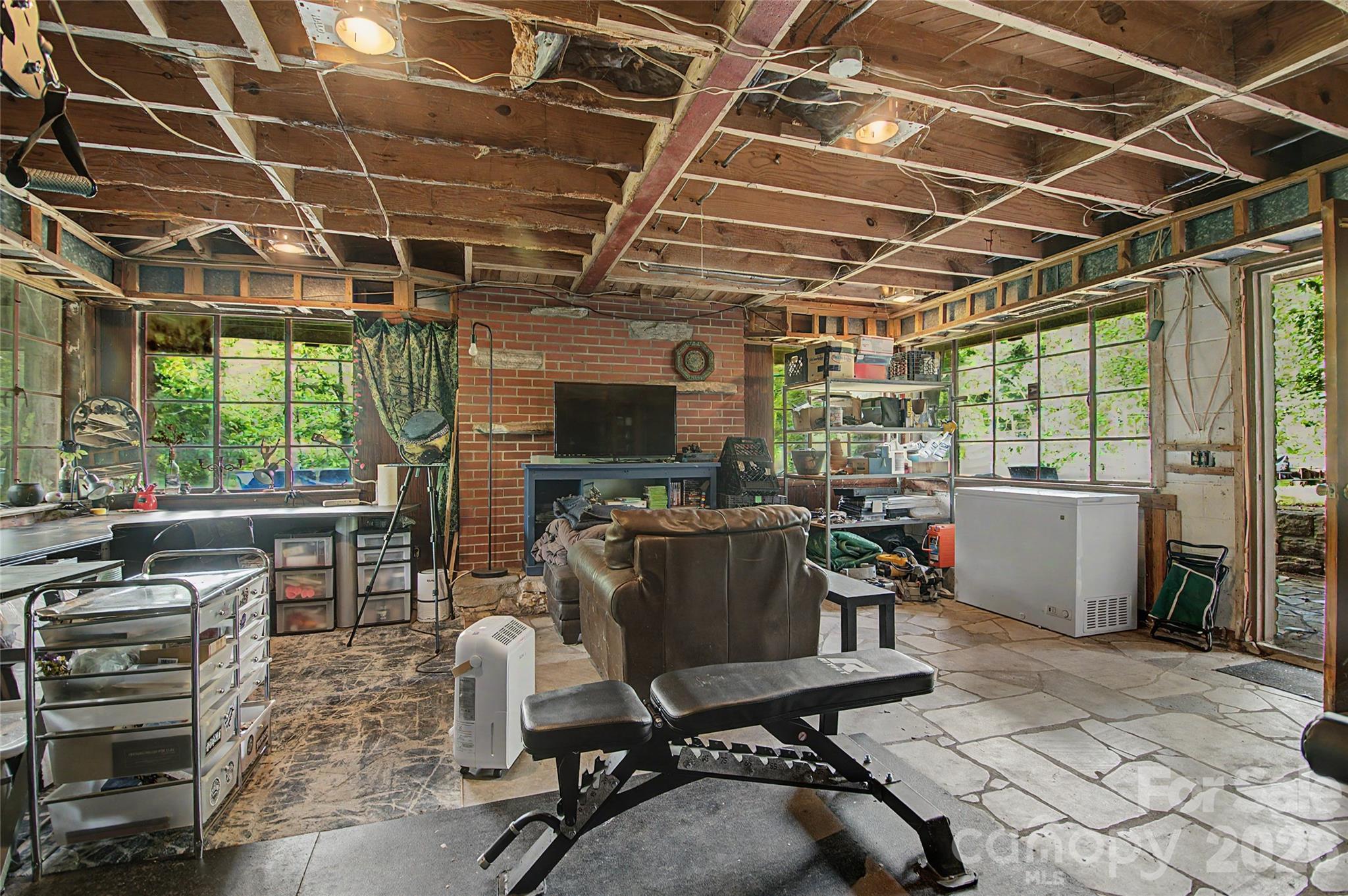 70 Dogwood Drive — Hendersonville