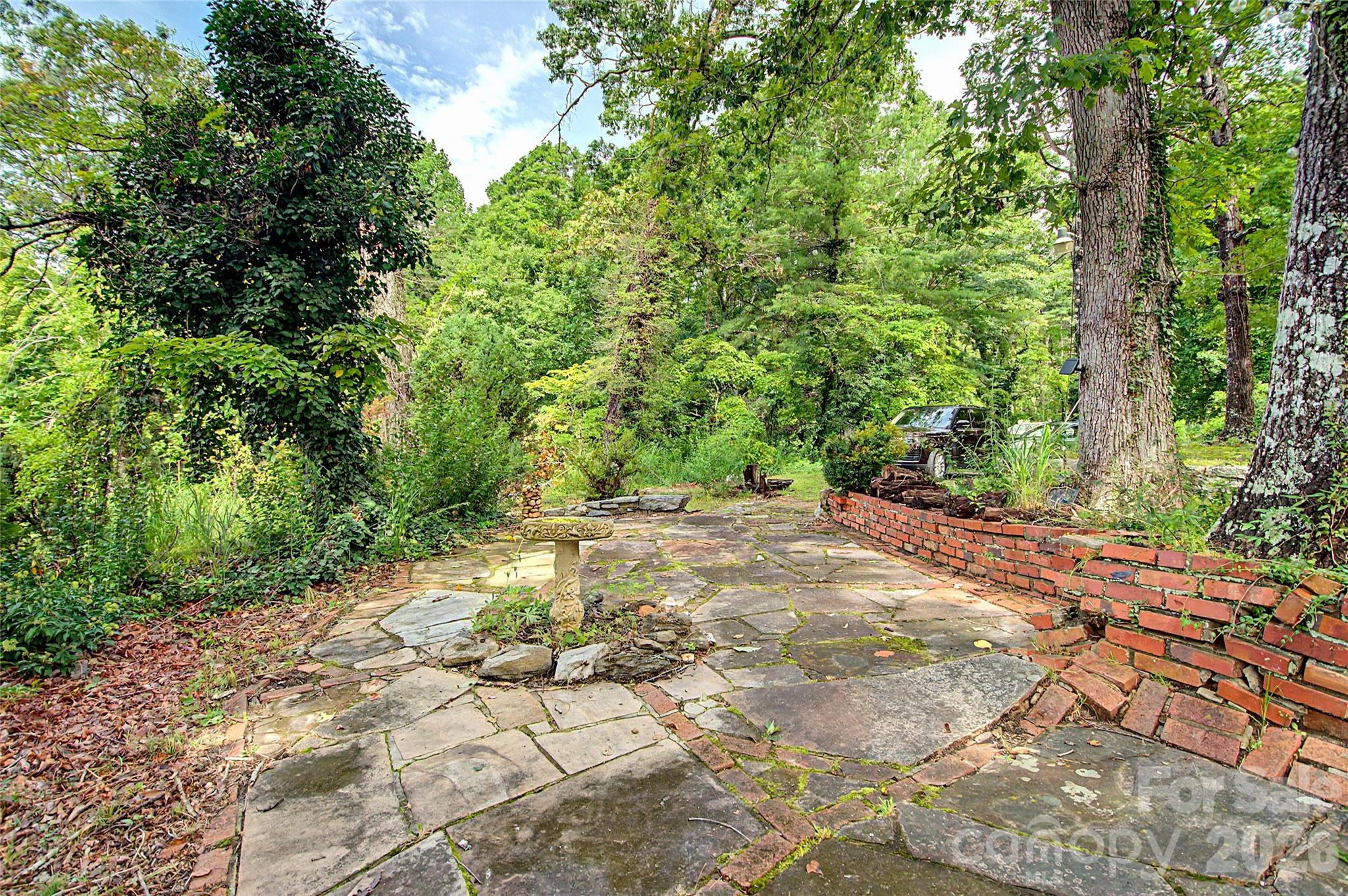 70 Dogwood Drive — Hendersonville