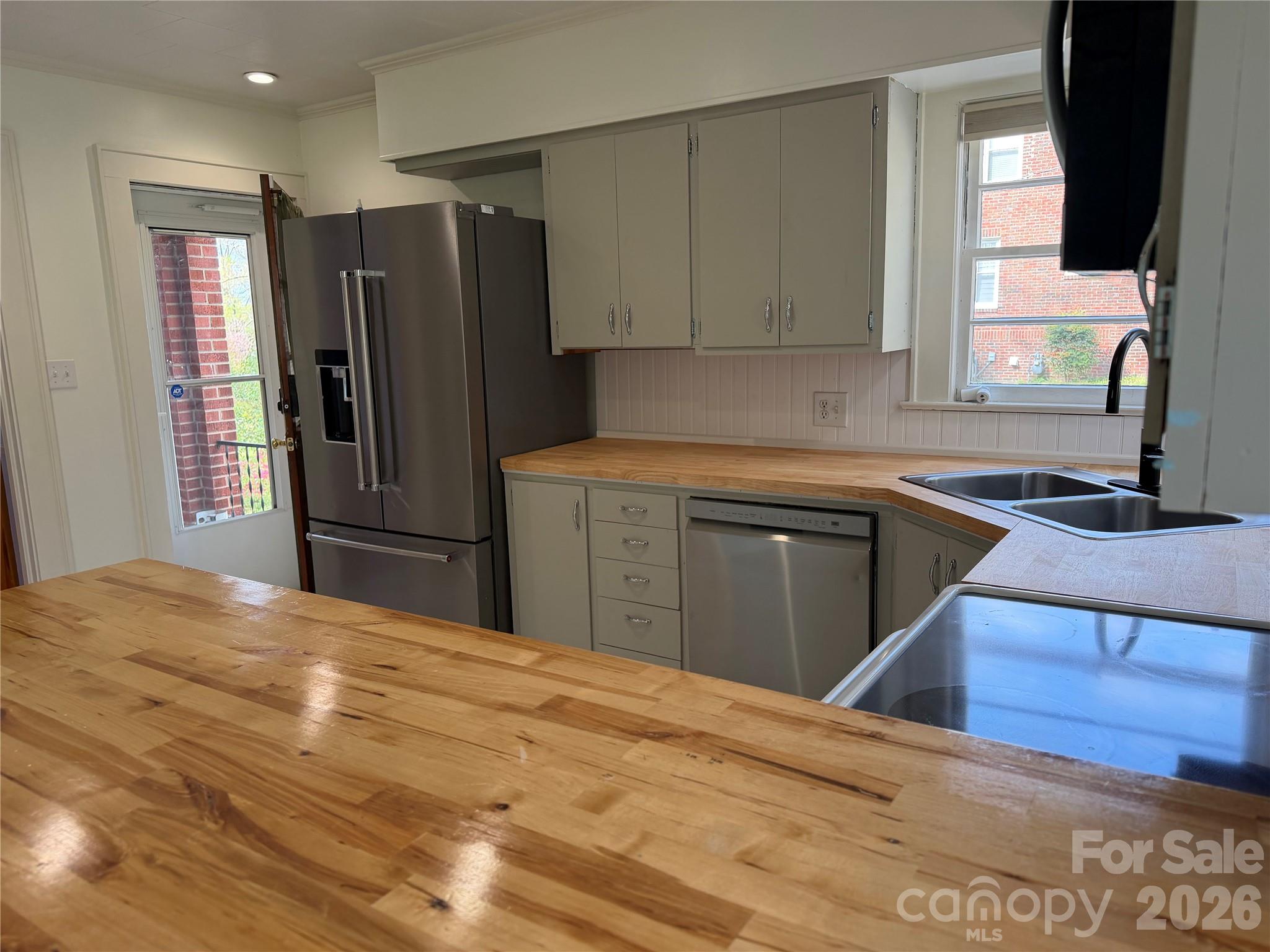 1631 Maple Avenue — Albemarle