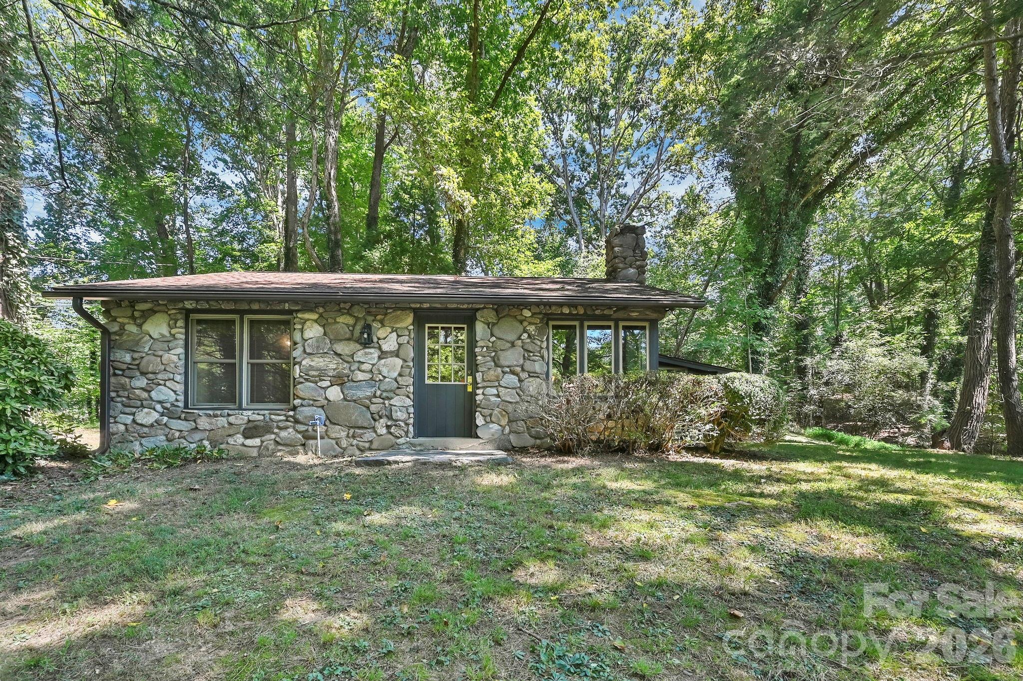 26 Candler School Road — Candler