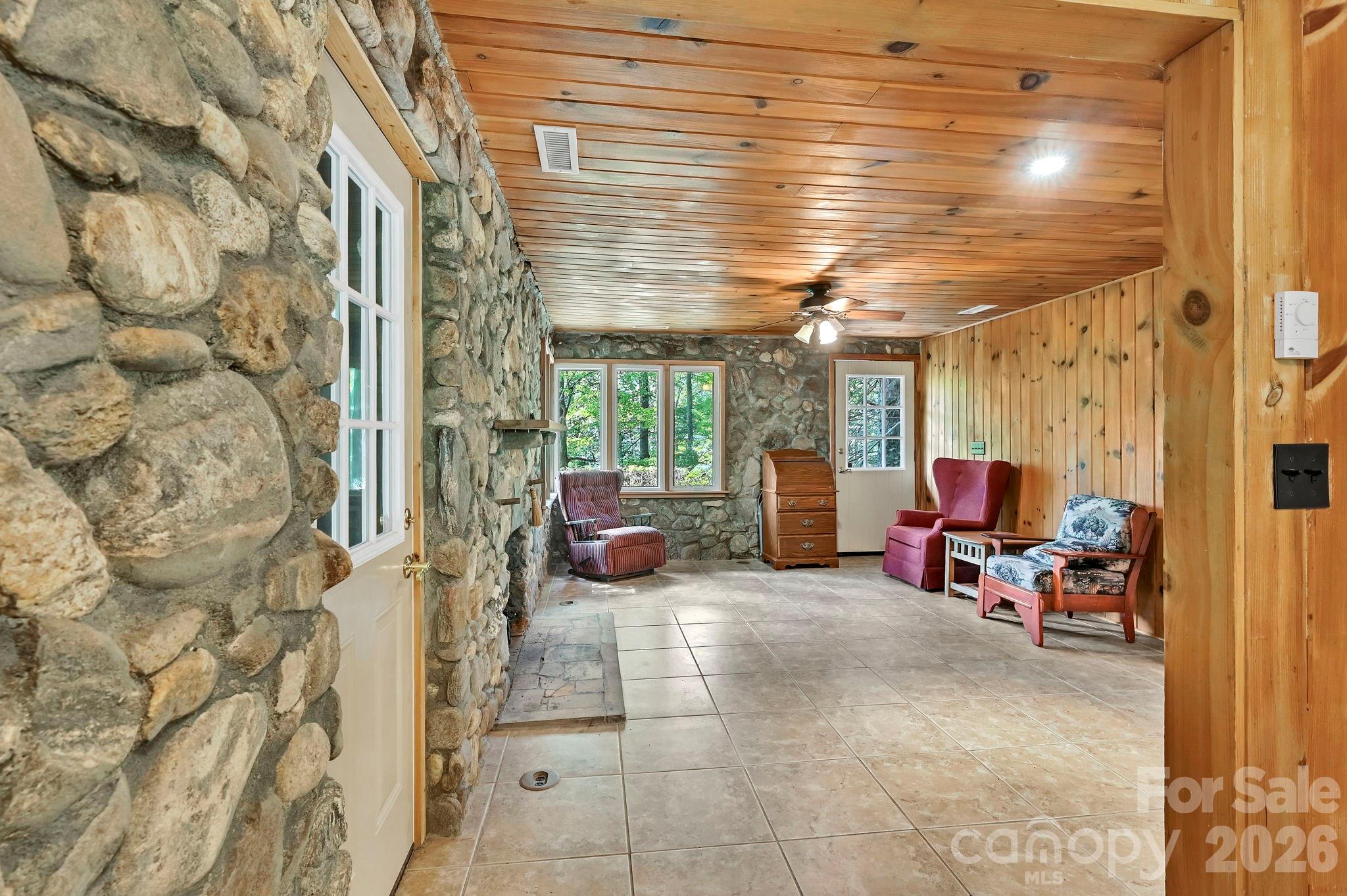 26 Candler School Road — Candler