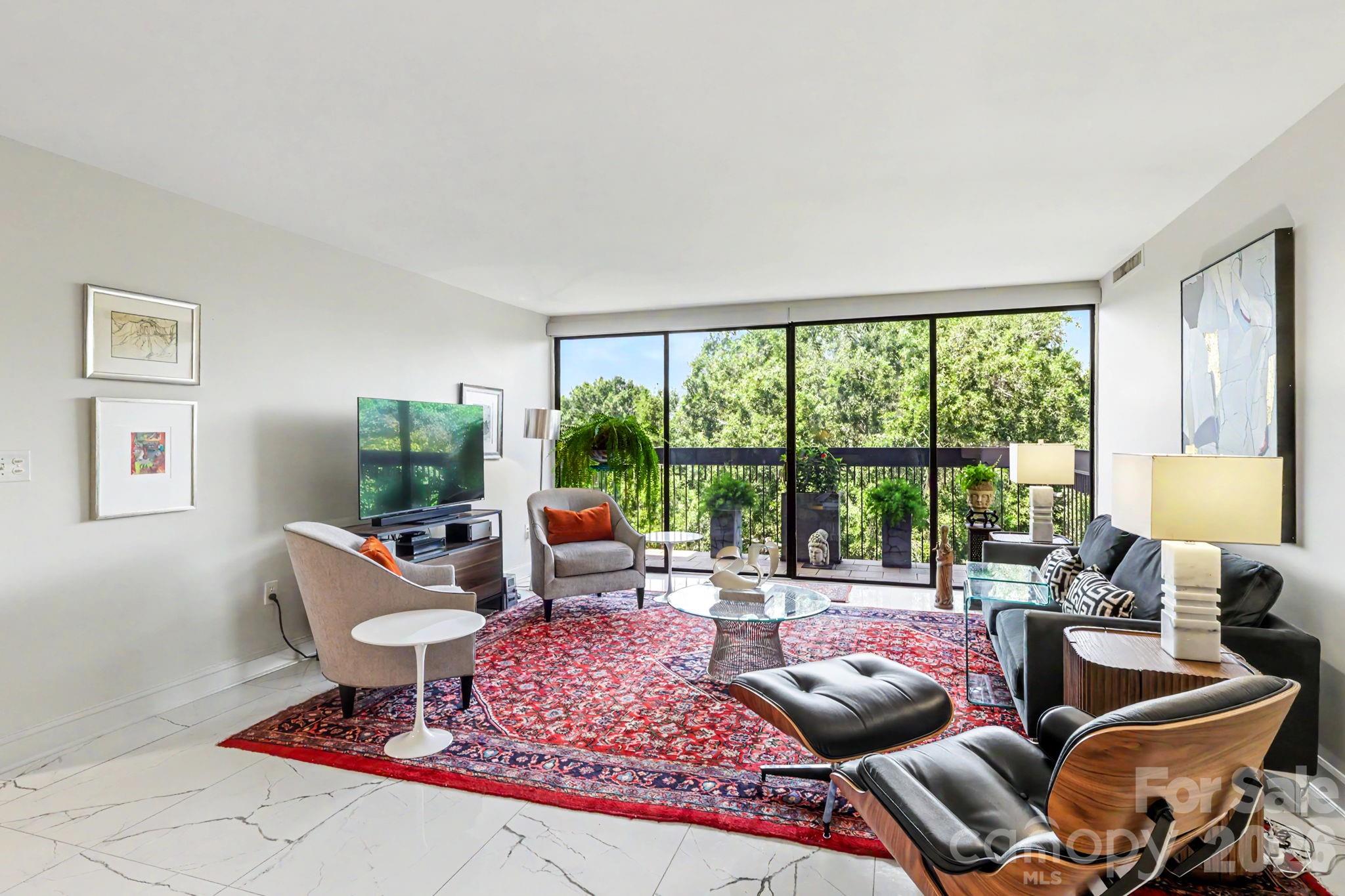 2222 Selwyn Avenue #603 — Charlotte