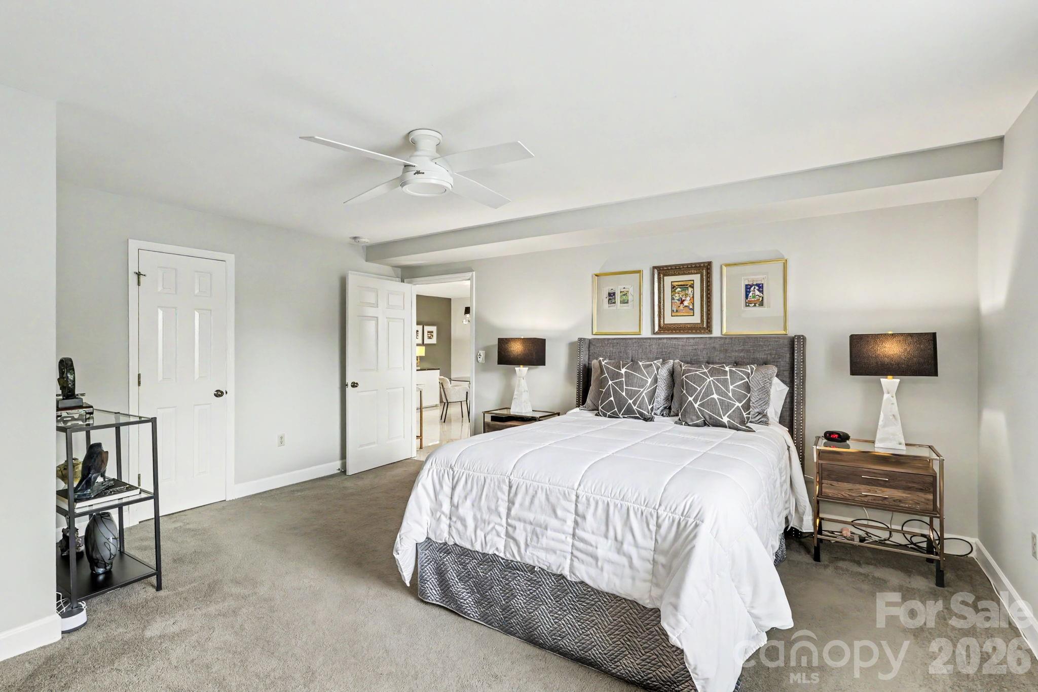 2222 Selwyn Avenue #603 — Charlotte