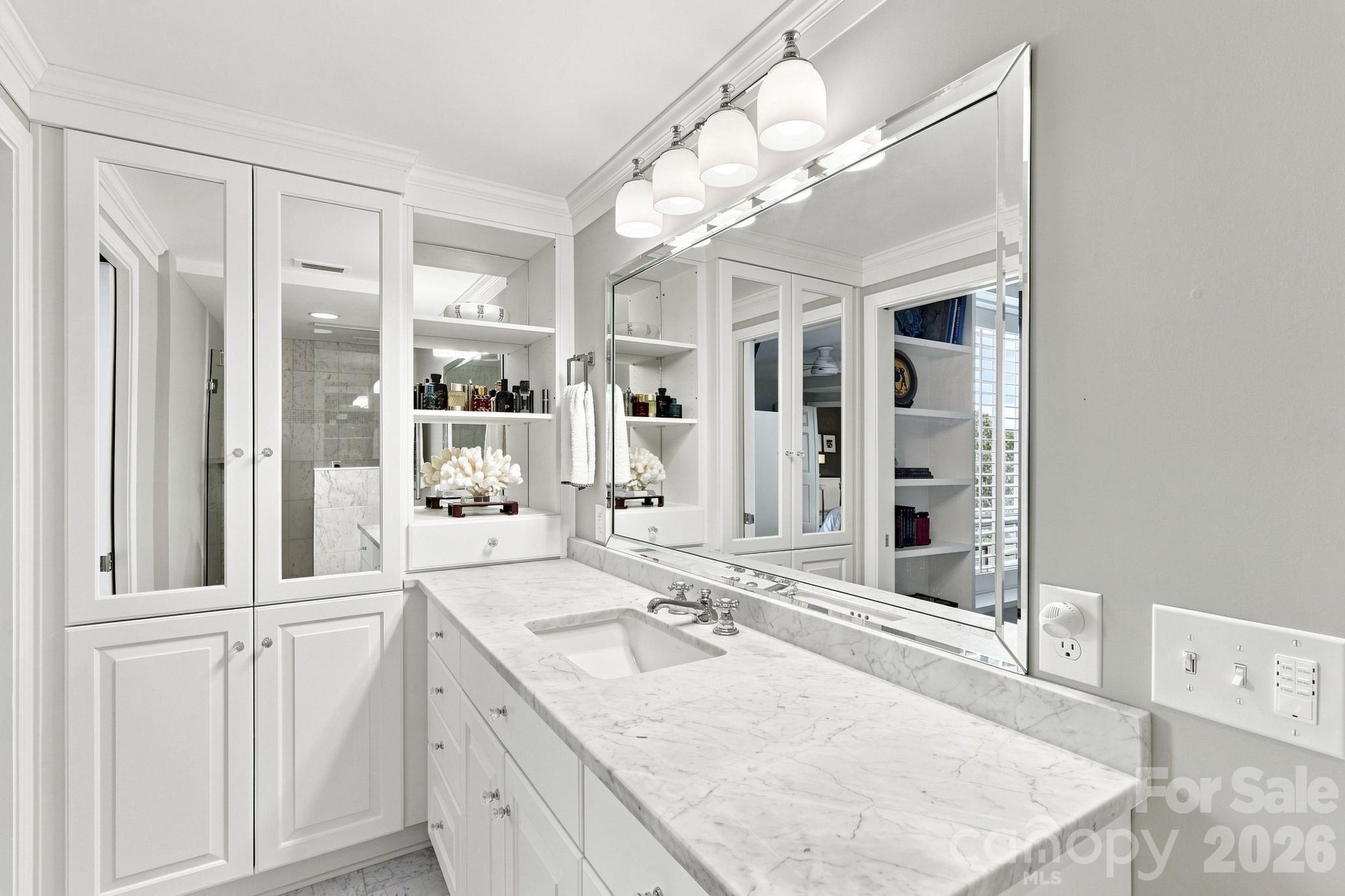 2222 Selwyn Avenue #603 — Charlotte