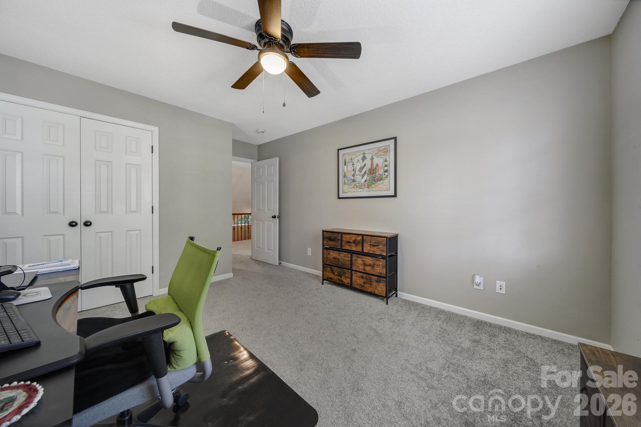 4004 River Falls Drive — Lowell