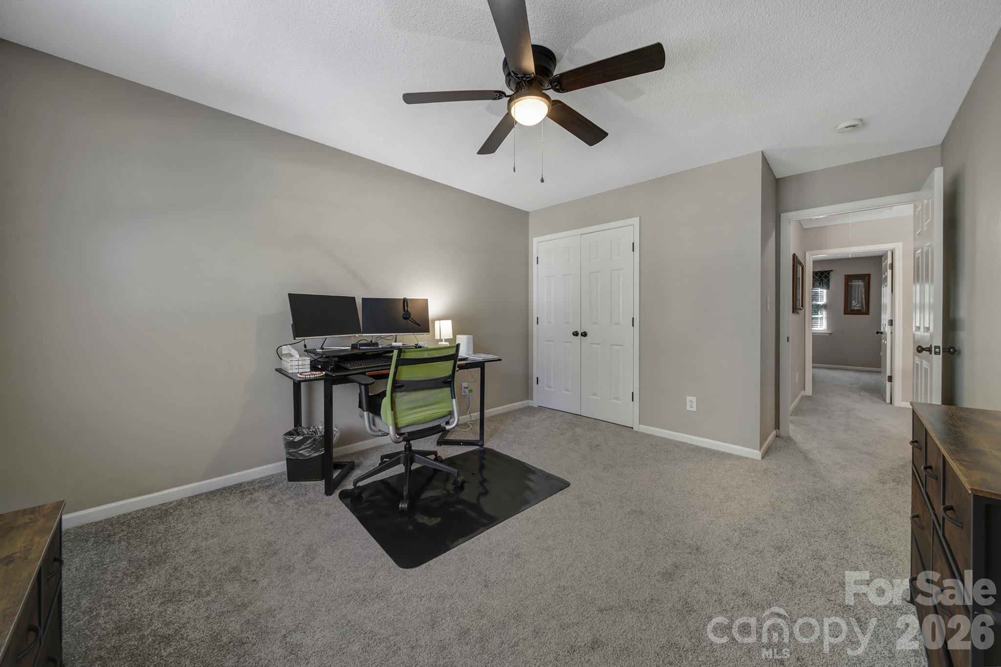 4004 River Falls Drive — Lowell