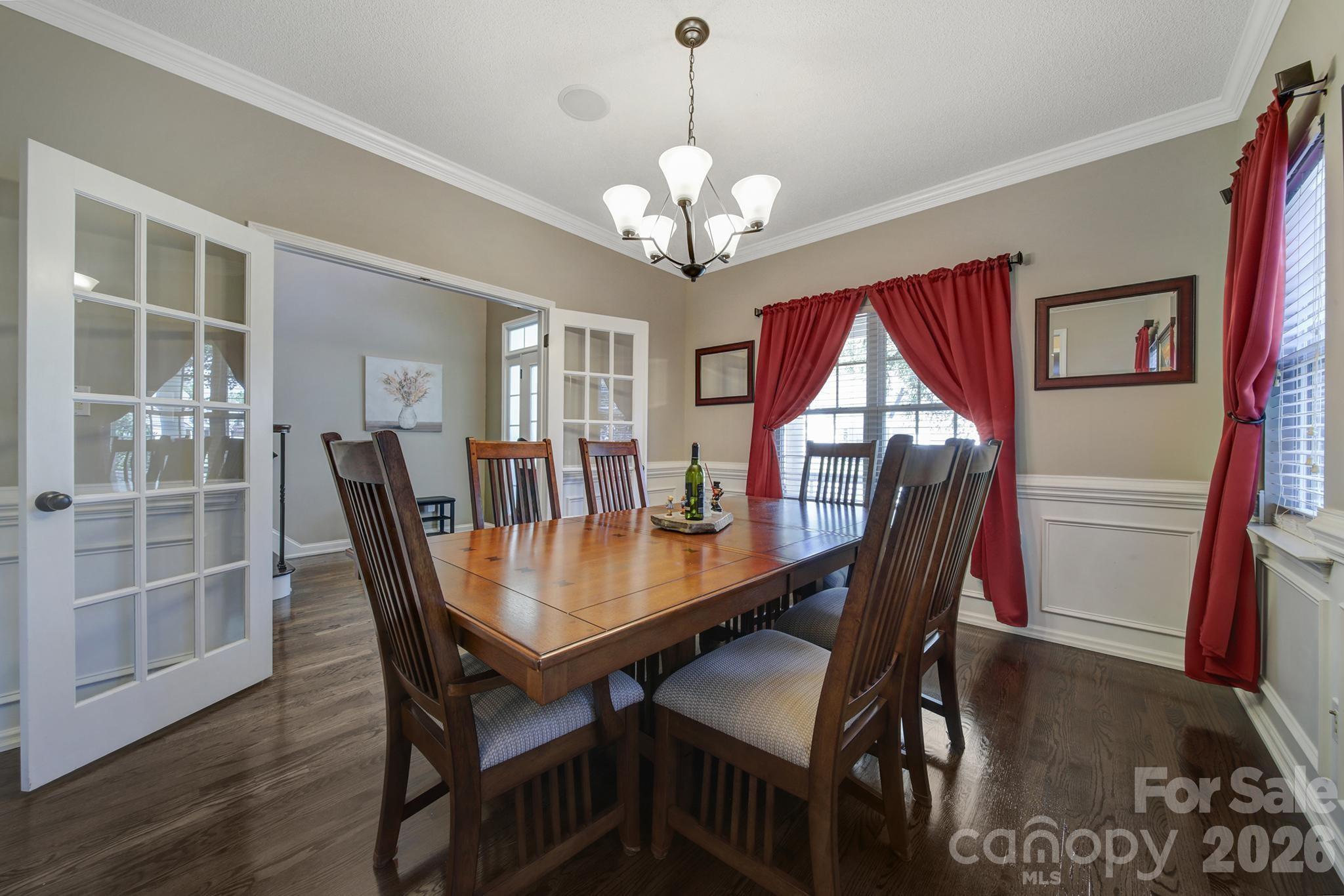 4004 River Falls Drive — Lowell