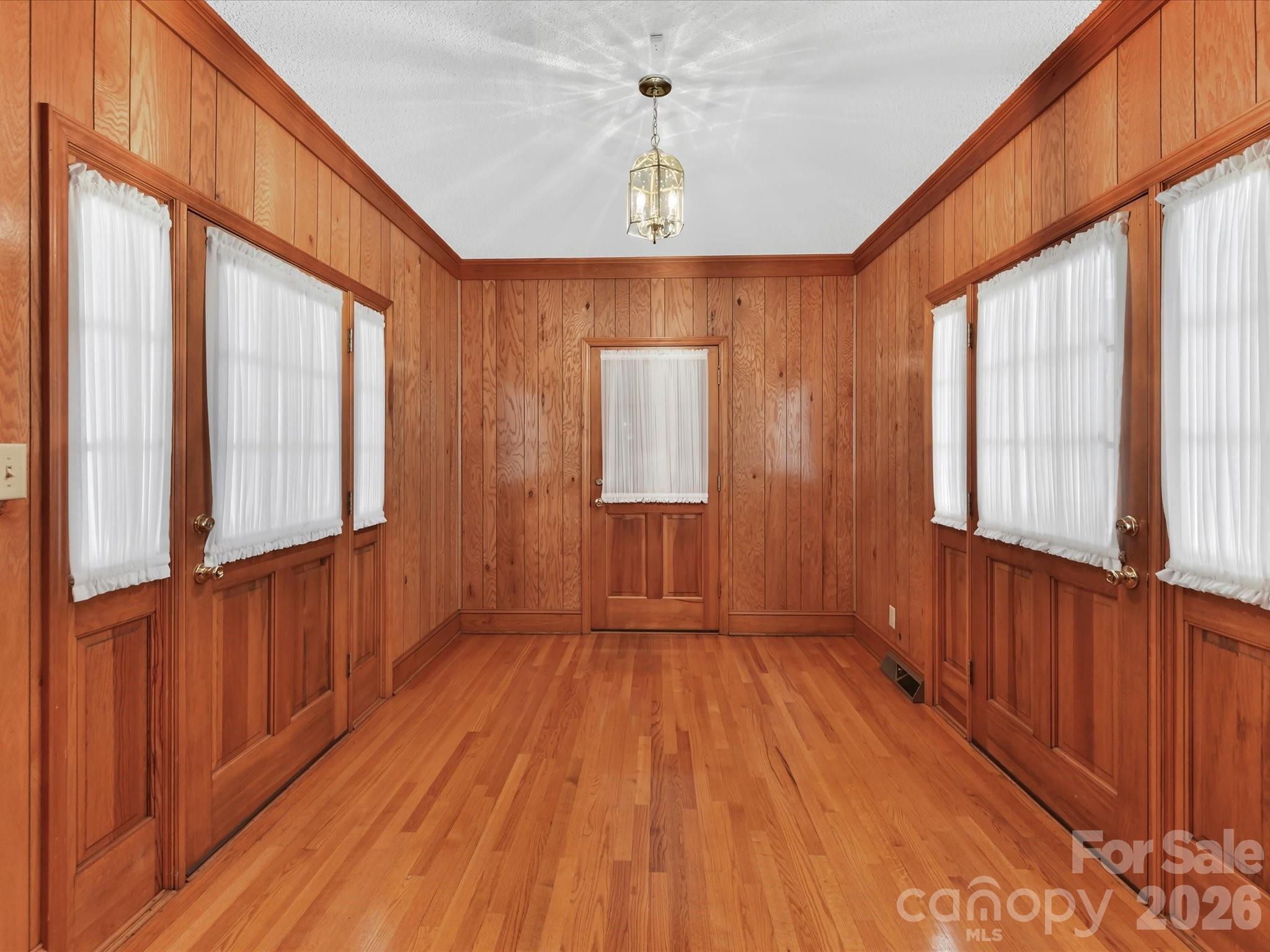 2646 Rolling Hills Drive — Monroe