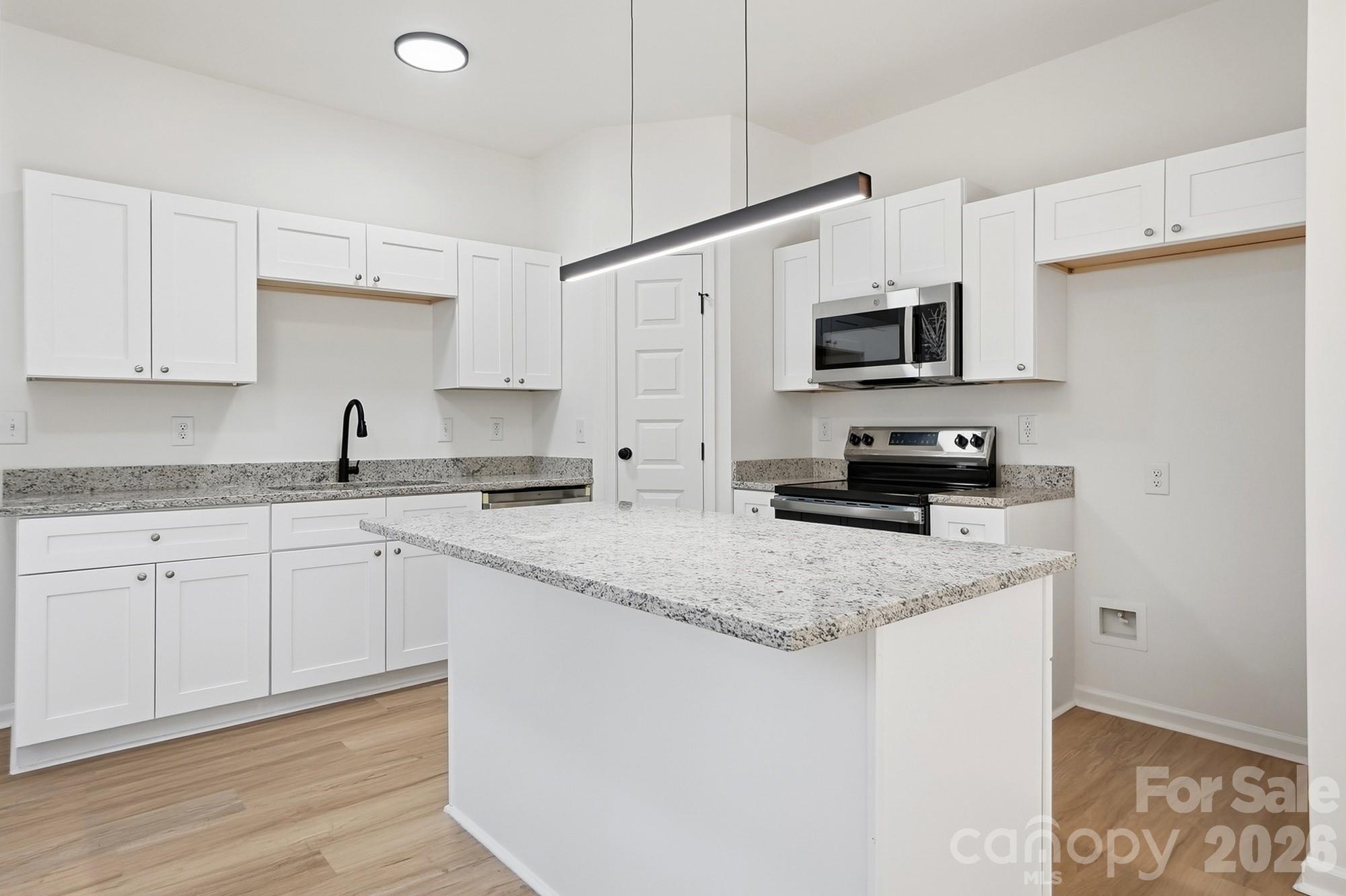 147 W Pine Street — Norwood