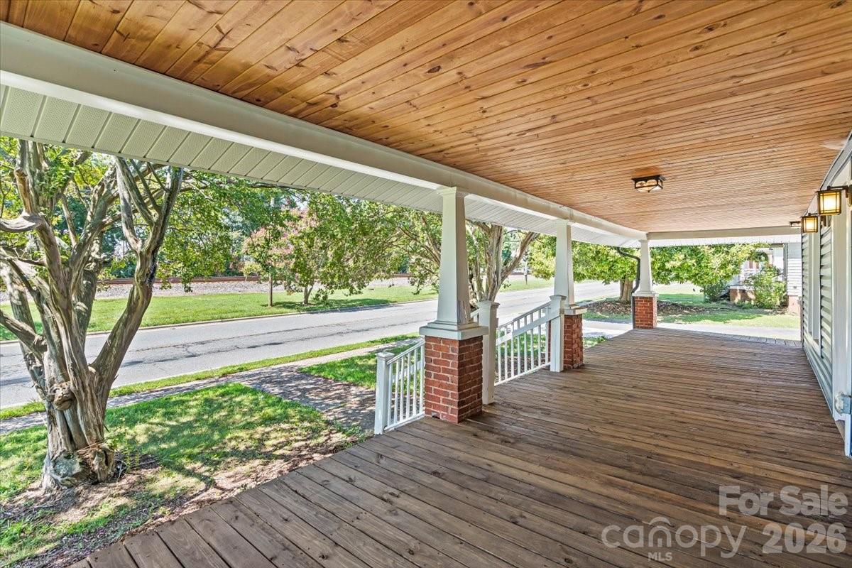 317 S Ridge Avenue — Kannapolis