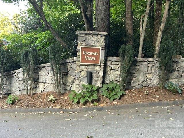 157 Toxaway Views Drive — Lake Toxaway