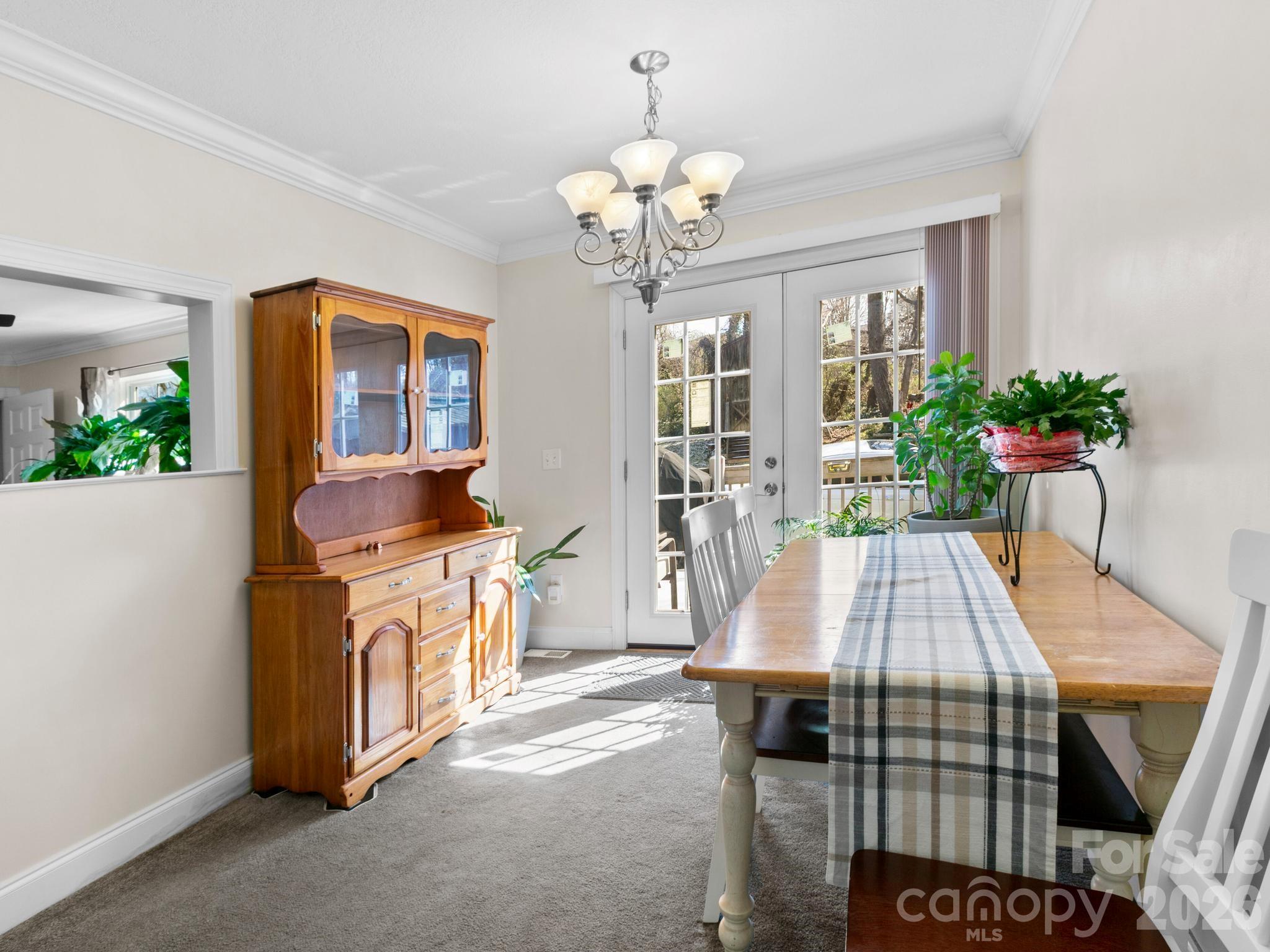 28 Chapel Park Road — Asheville