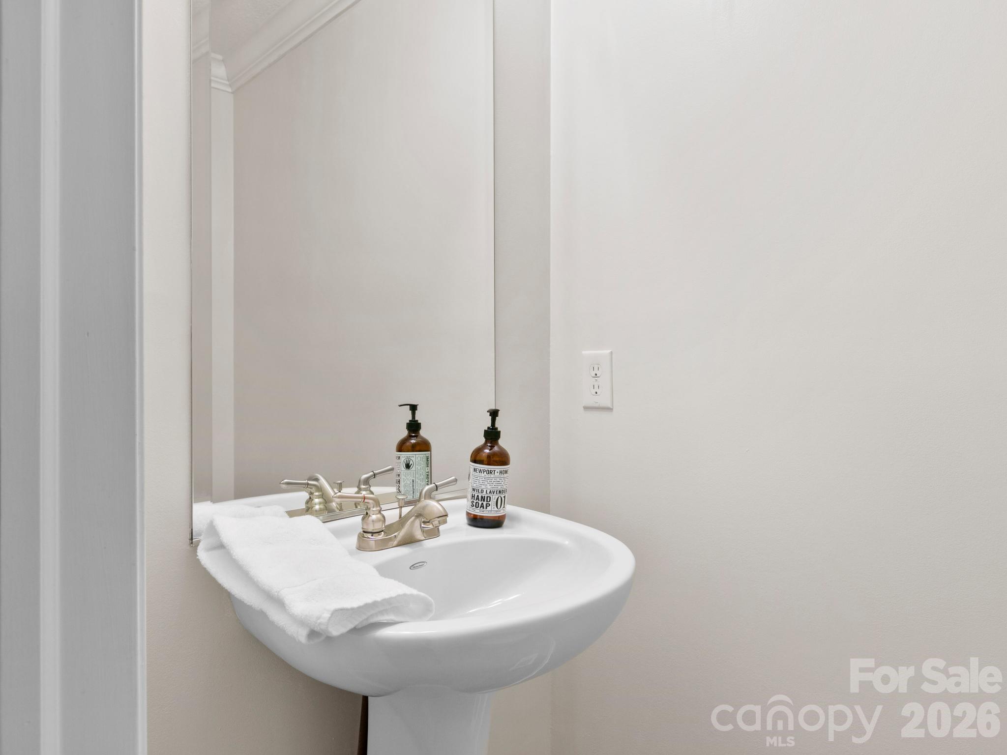 28 Chapel Park Road — Asheville