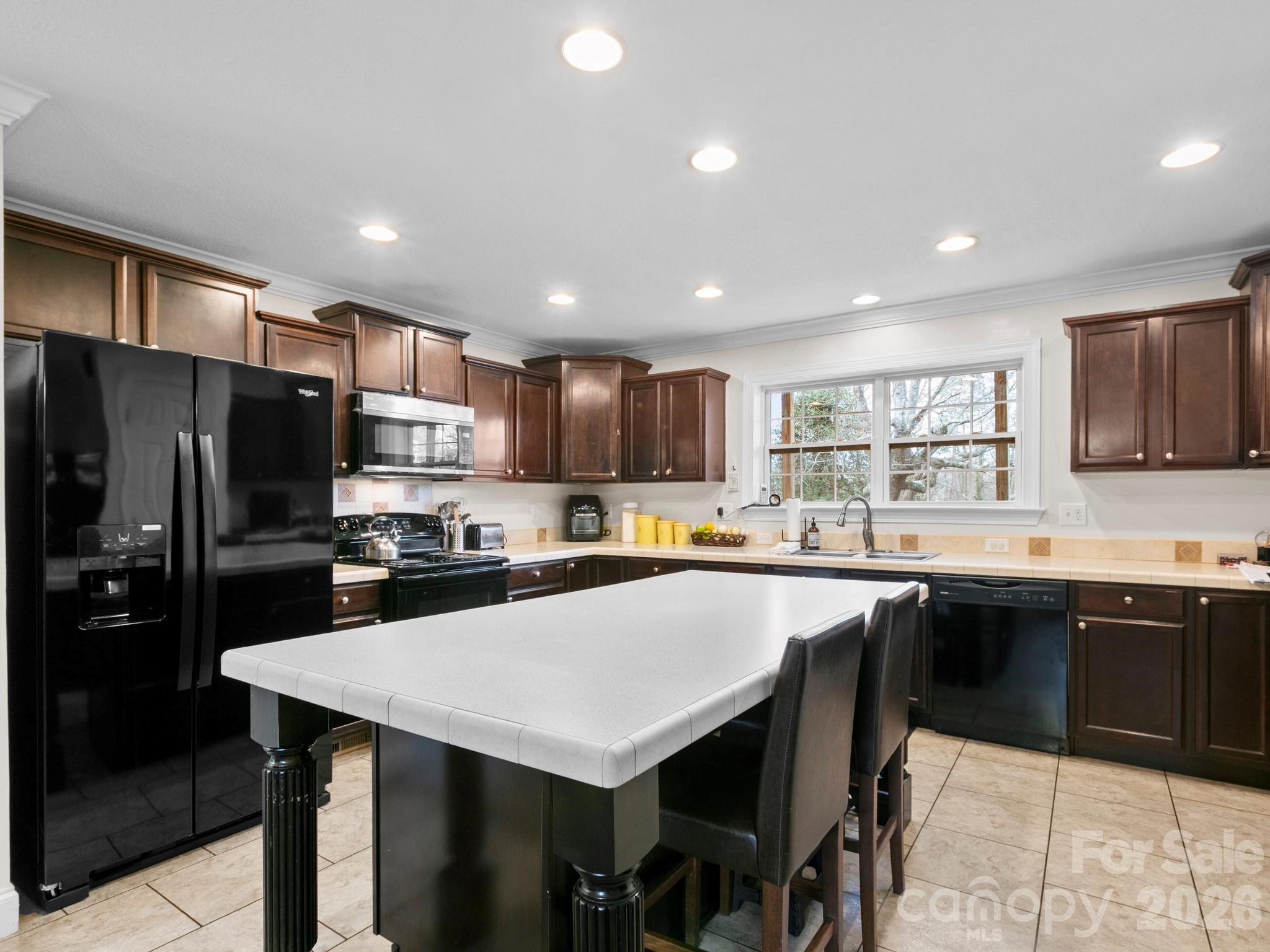 28 Chapel Park Road — Asheville