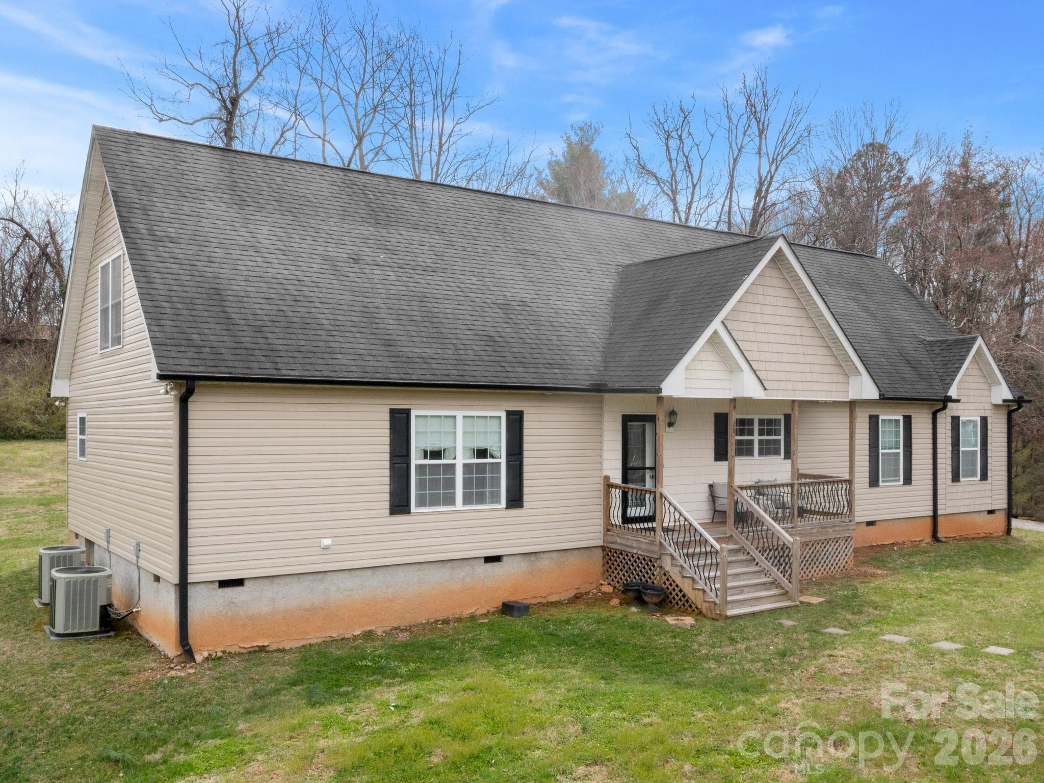 28 Chapel Park Road — Asheville