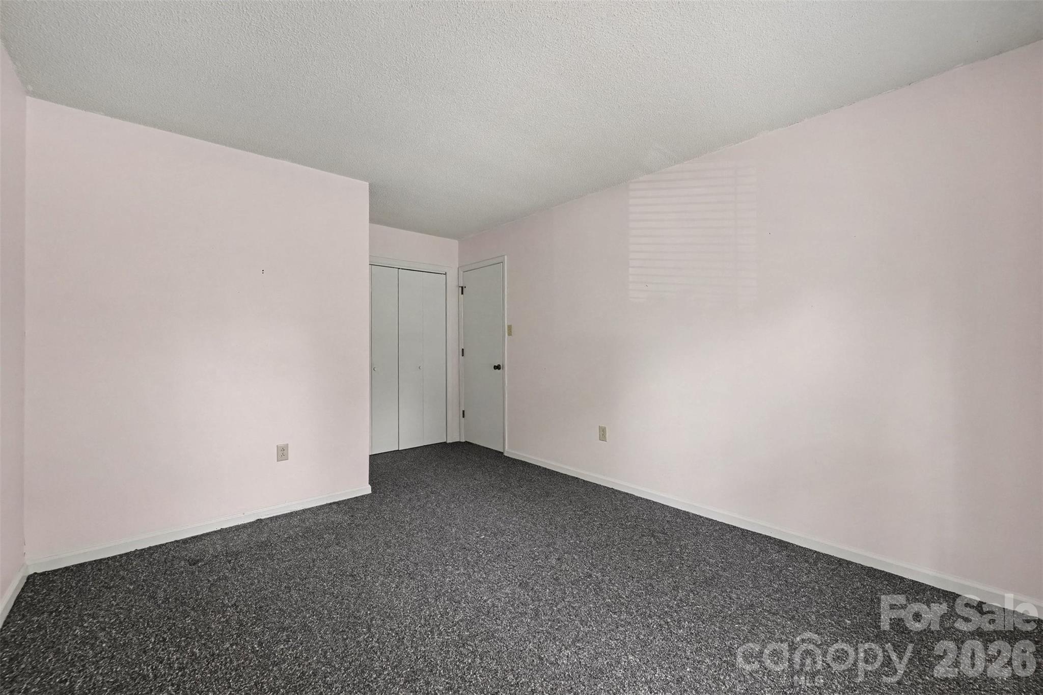8248 Oakley Lane — Charlotte