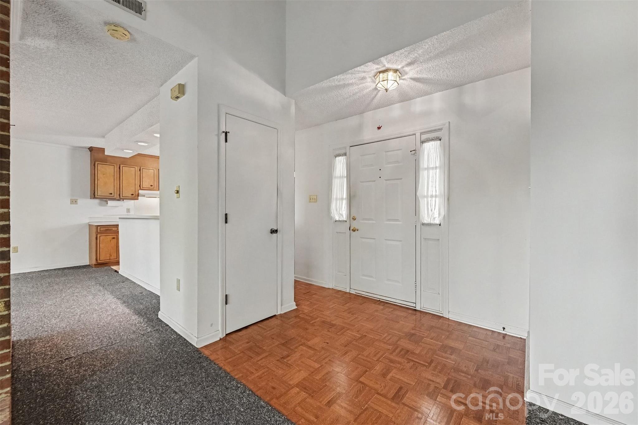 8248 Oakley Lane — Charlotte