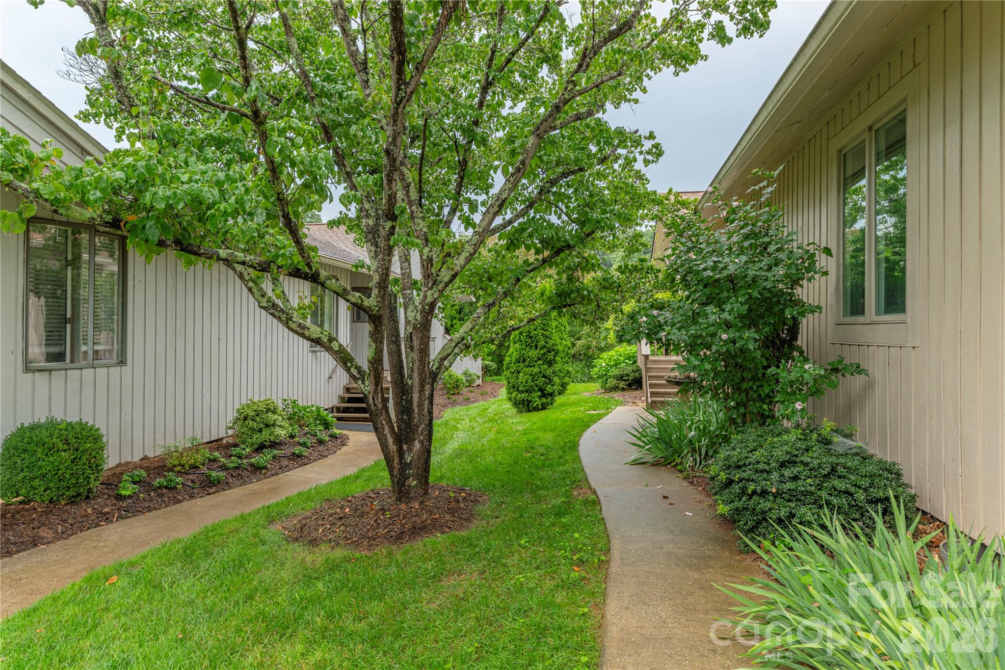 121 Deerlake Drive — Asheville