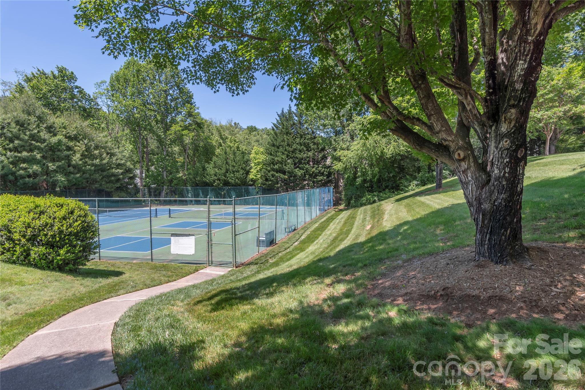 121 Deerlake Drive — Asheville