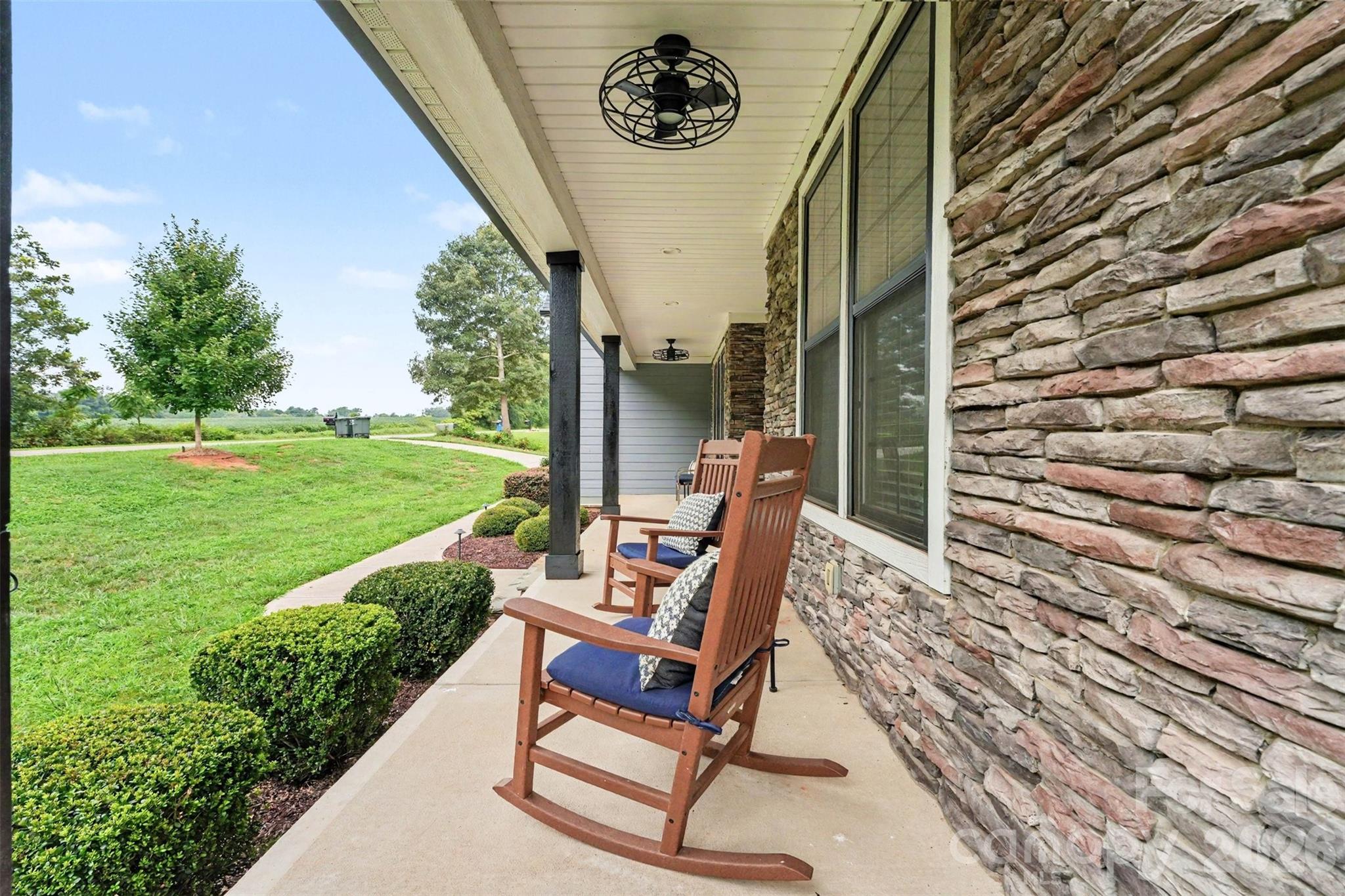 496 Bellingshire Drive — Mt Ulla