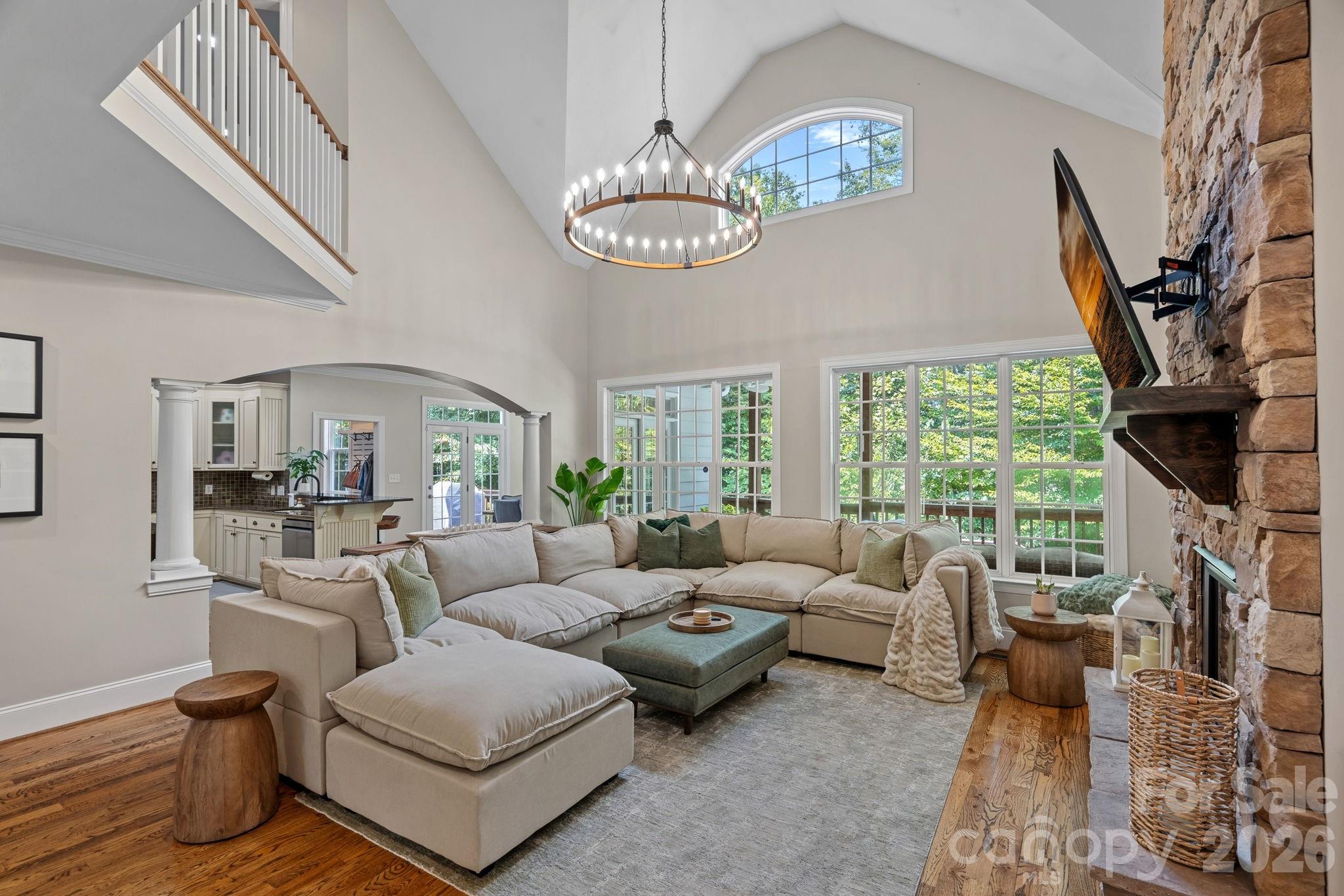 3850 Oakdale Road — Charlotte