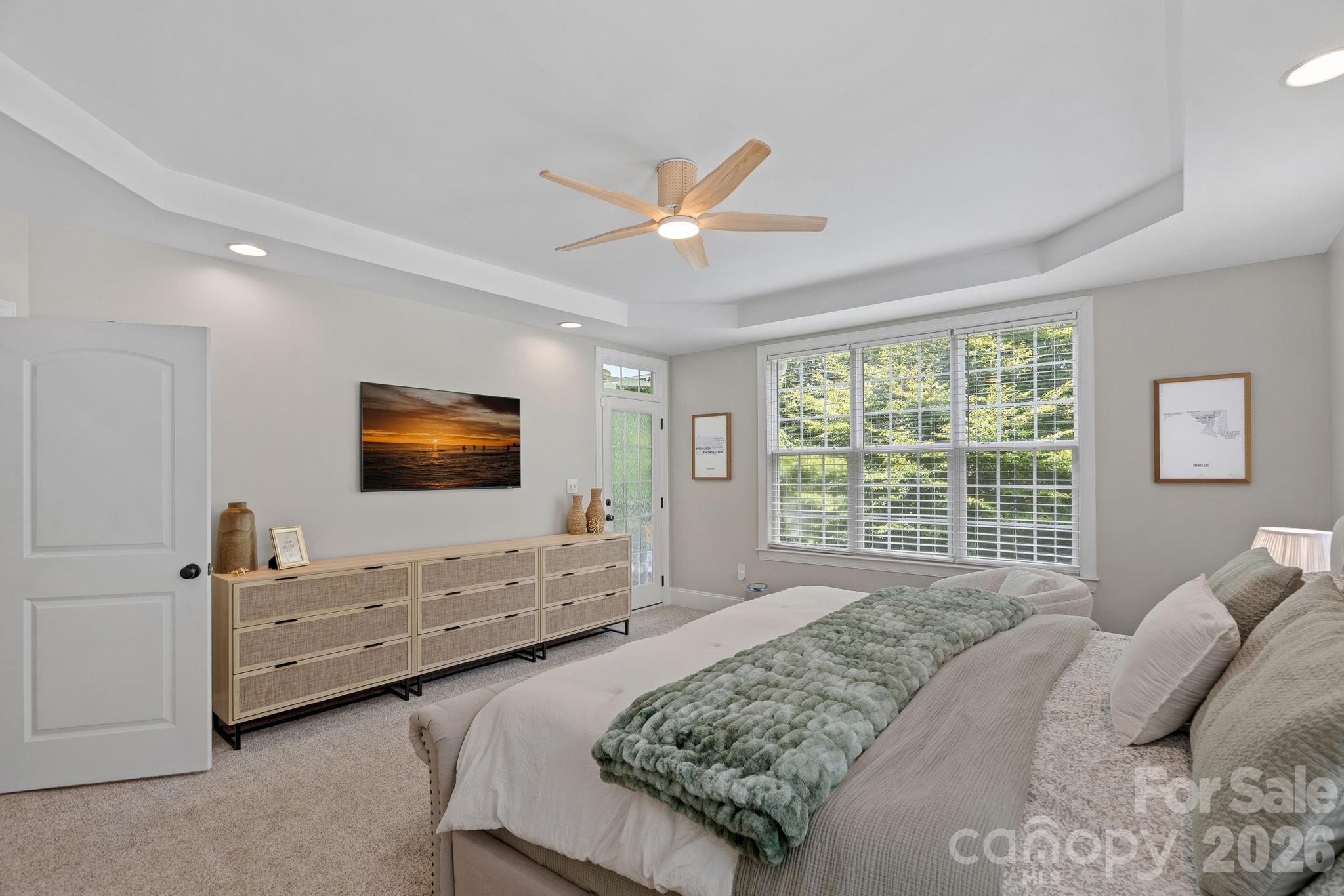 3850 Oakdale Road — Charlotte