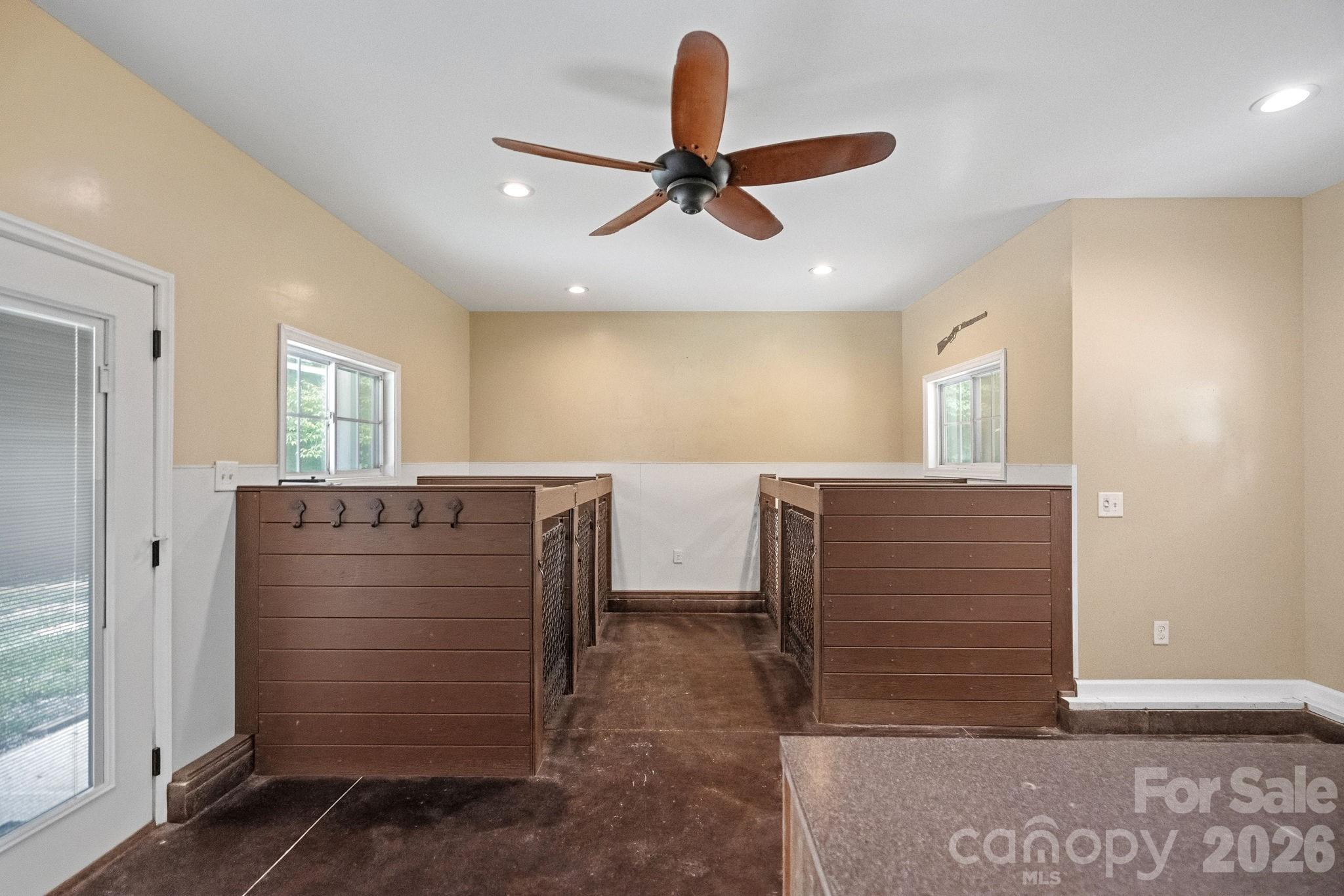 3850 Oakdale Road — Charlotte