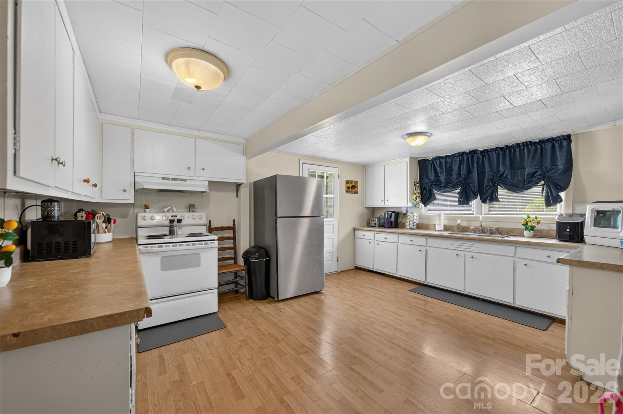 314 22nd Street Court SE — Hickory