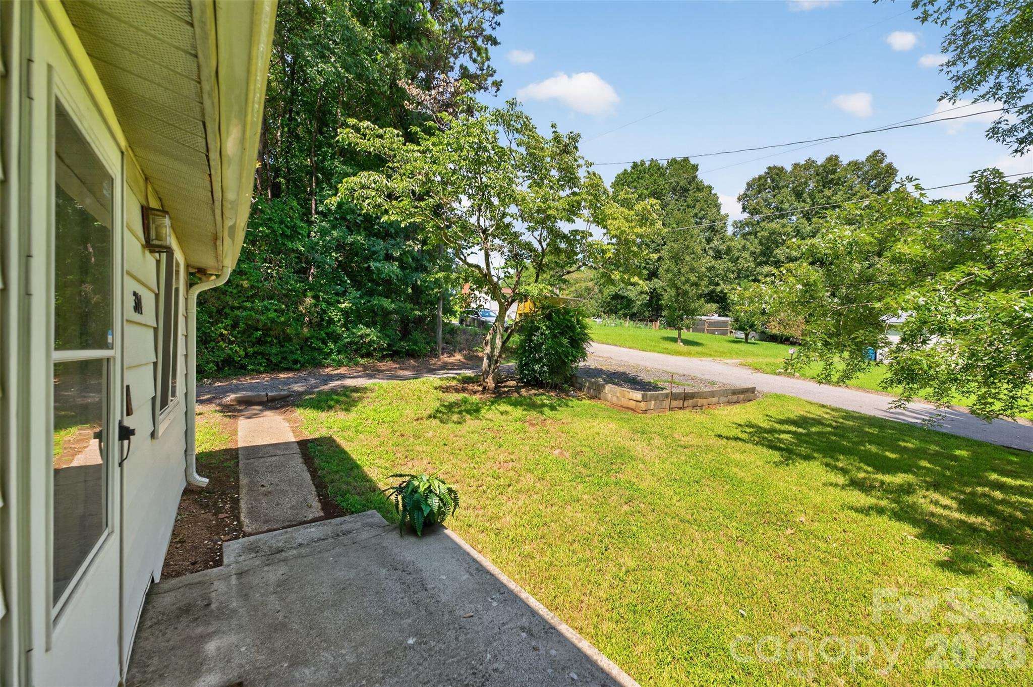 314 22nd Street Court SE — Hickory