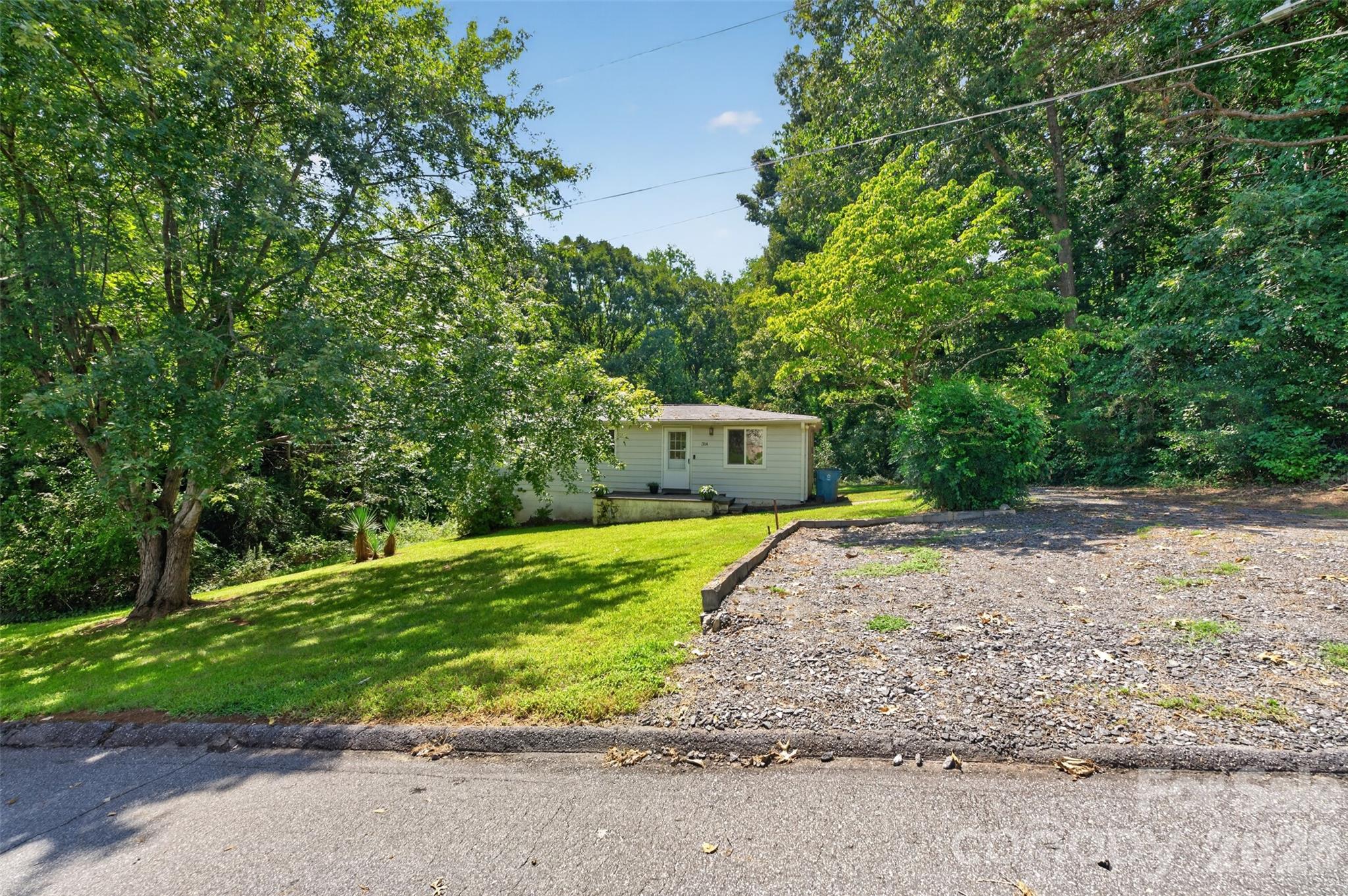 314 22nd Street Court SE — Hickory