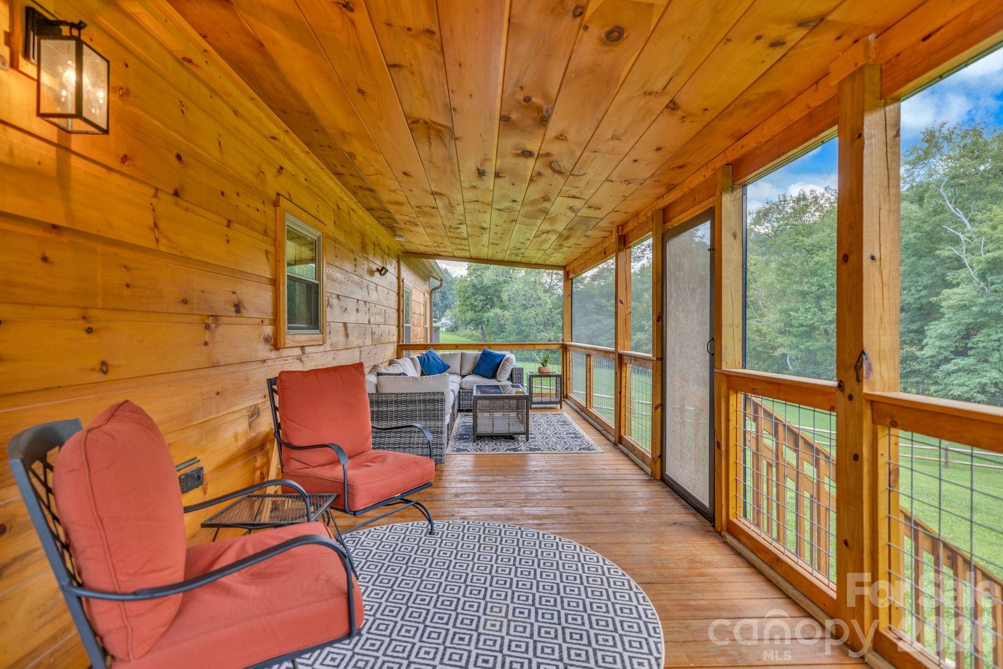 17036 Hwy 88 None W — Creston