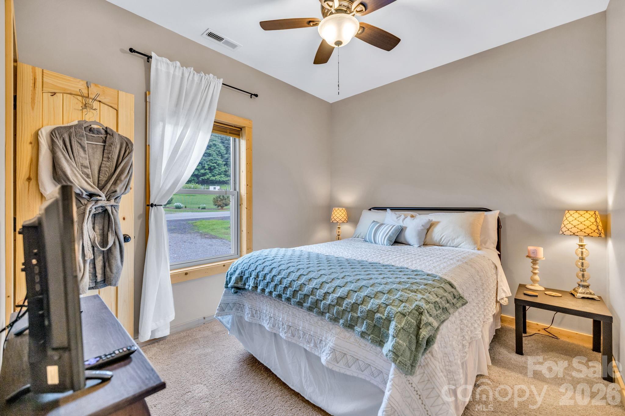 17036 Hwy 88 None W — Creston