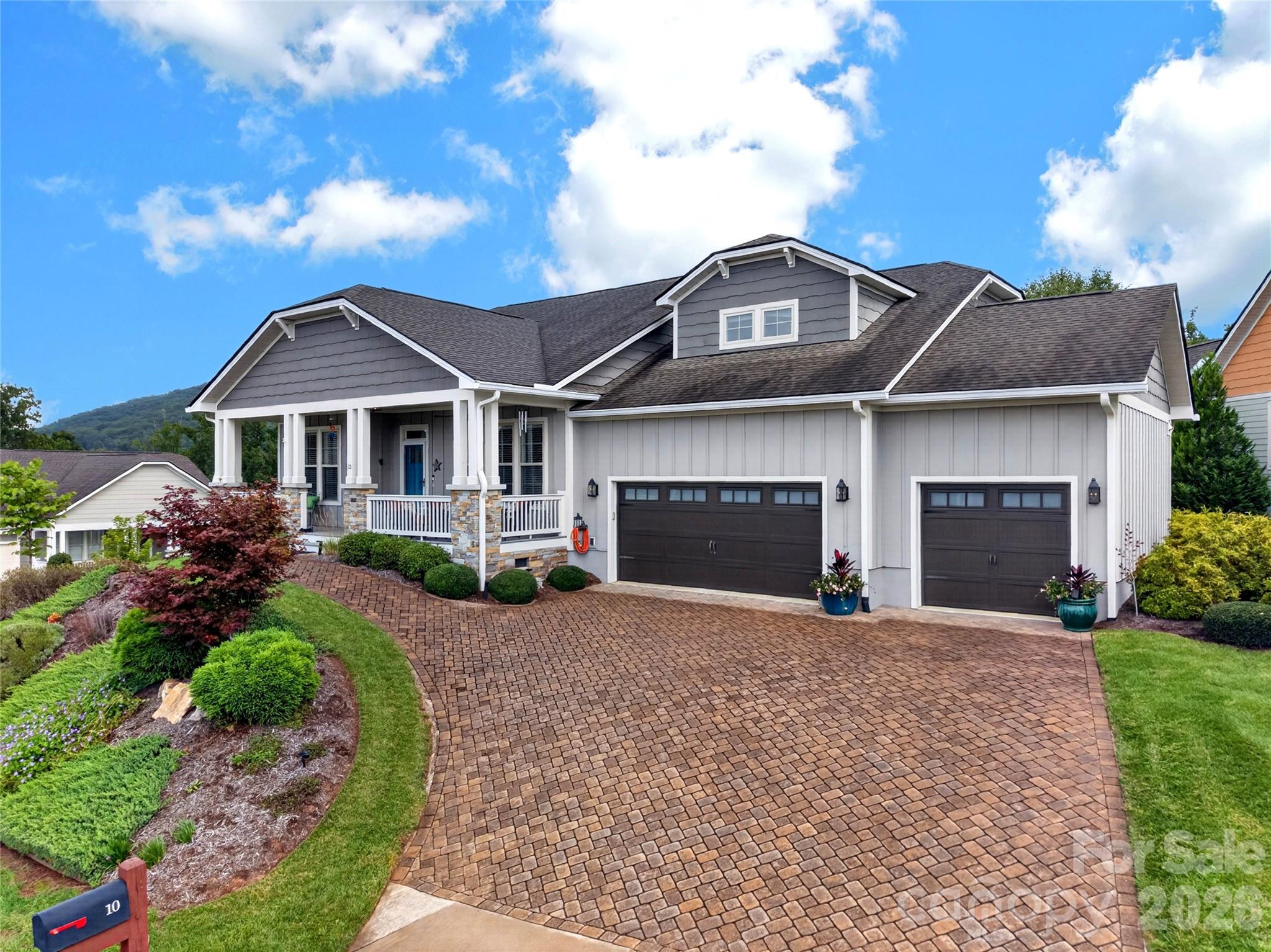 10 Buckhorn Gap Road — Biltmore Lake