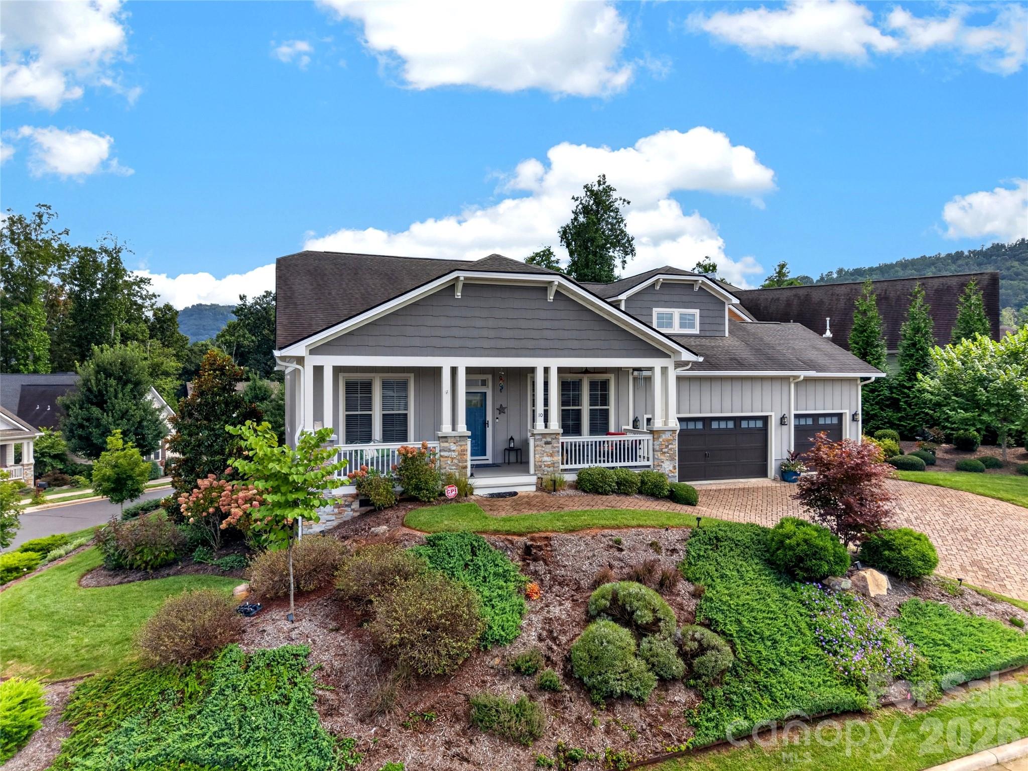 10 Buckhorn Gap Road — Biltmore Lake