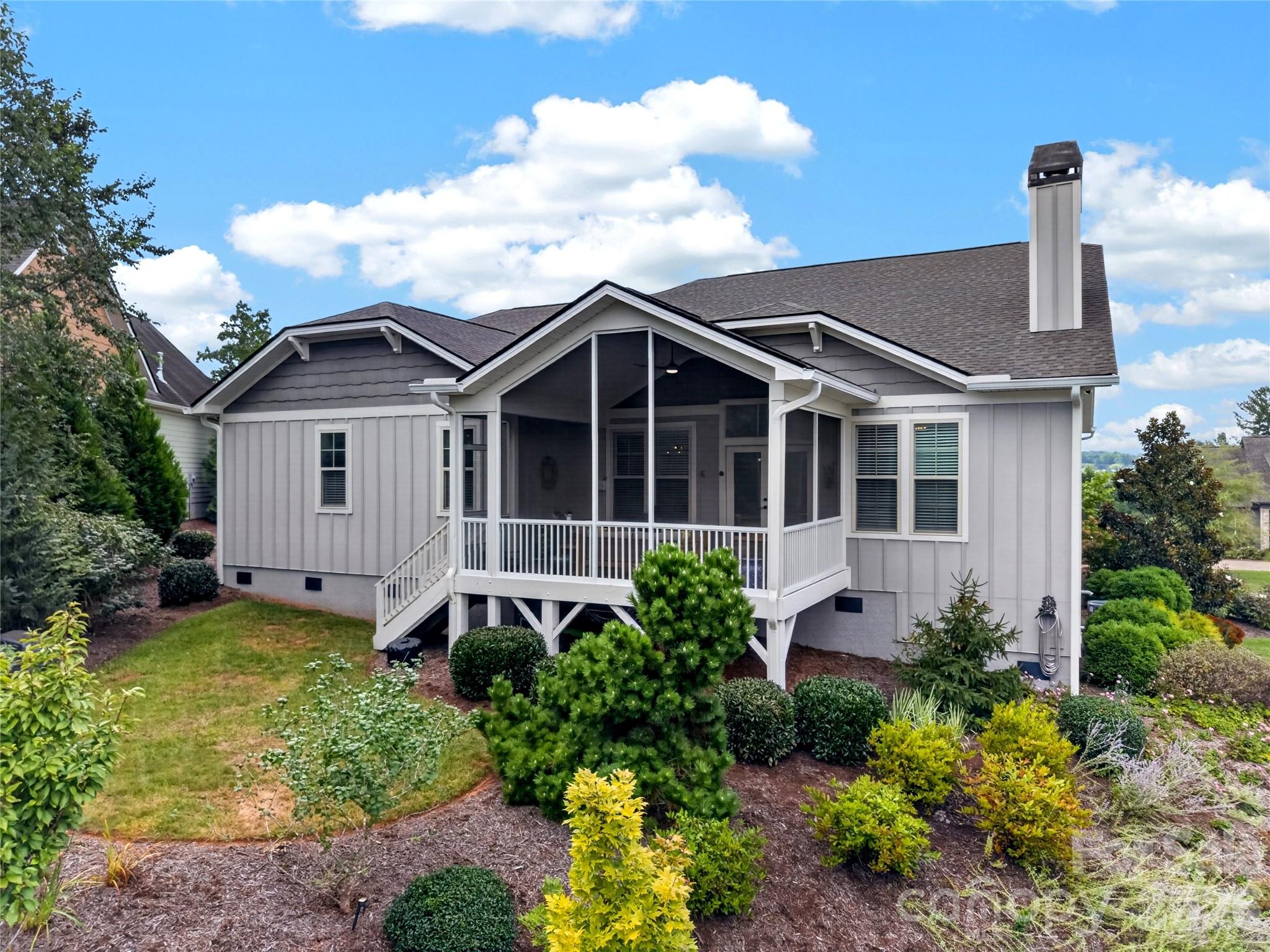 10 Buckhorn Gap Road — Biltmore Lake