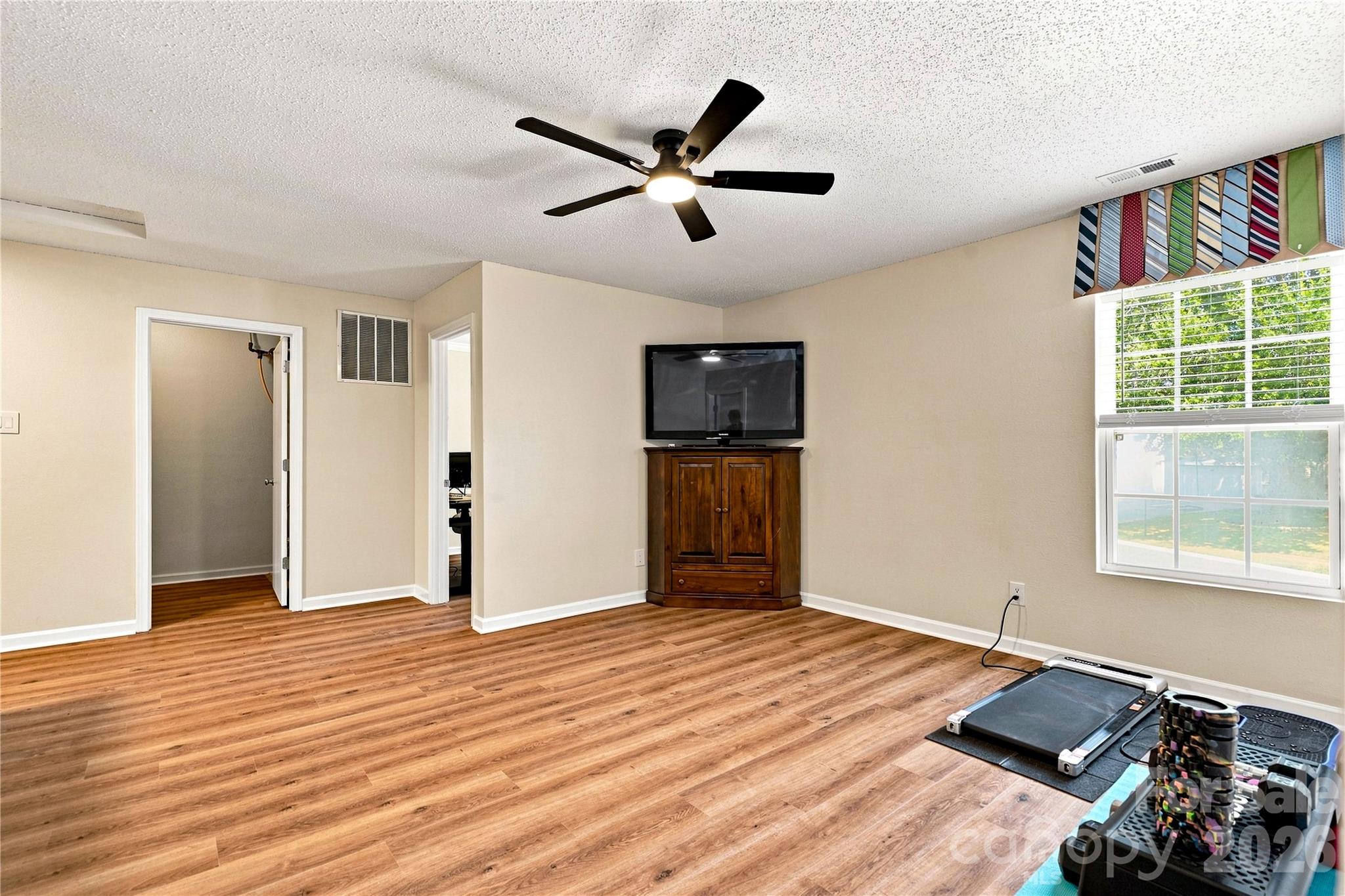 117 Farm Springs Drive — Mount Holly