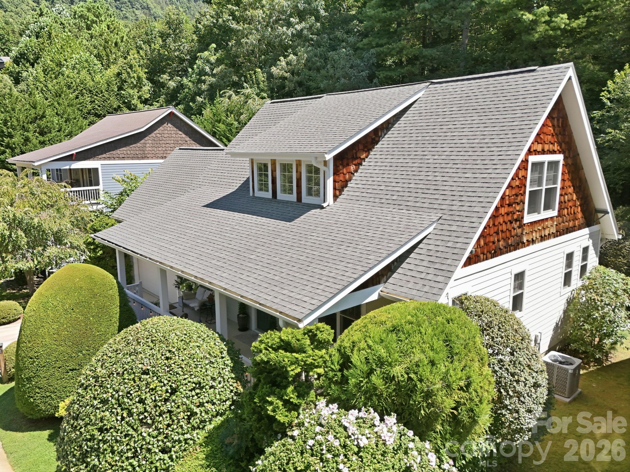 19 Oakhaven Terrace — Asheville