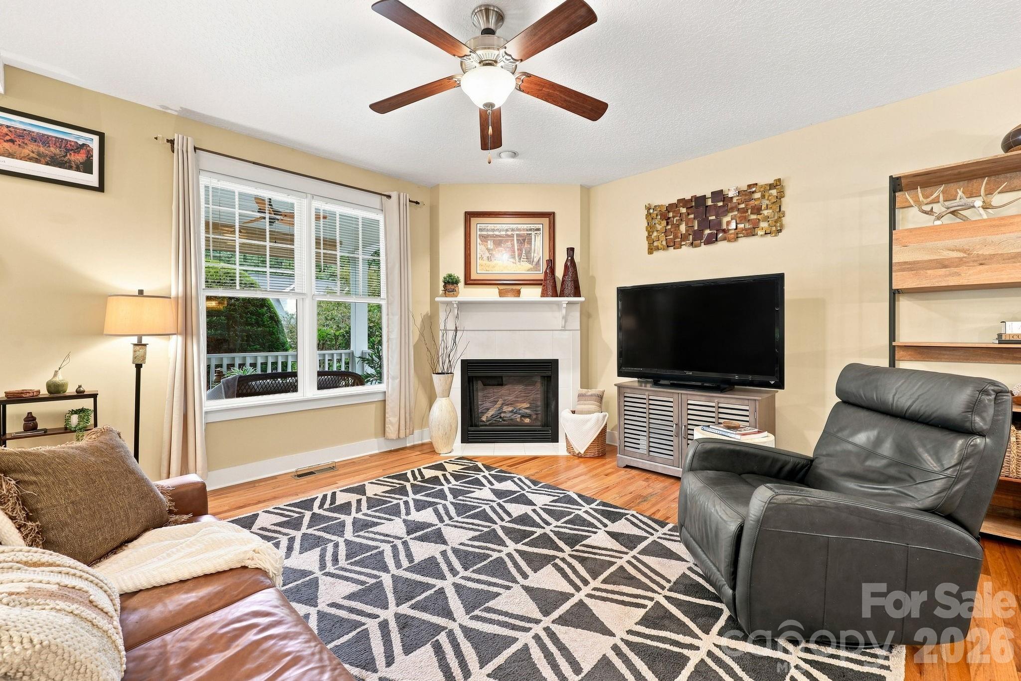 19 Oakhaven Terrace — Asheville