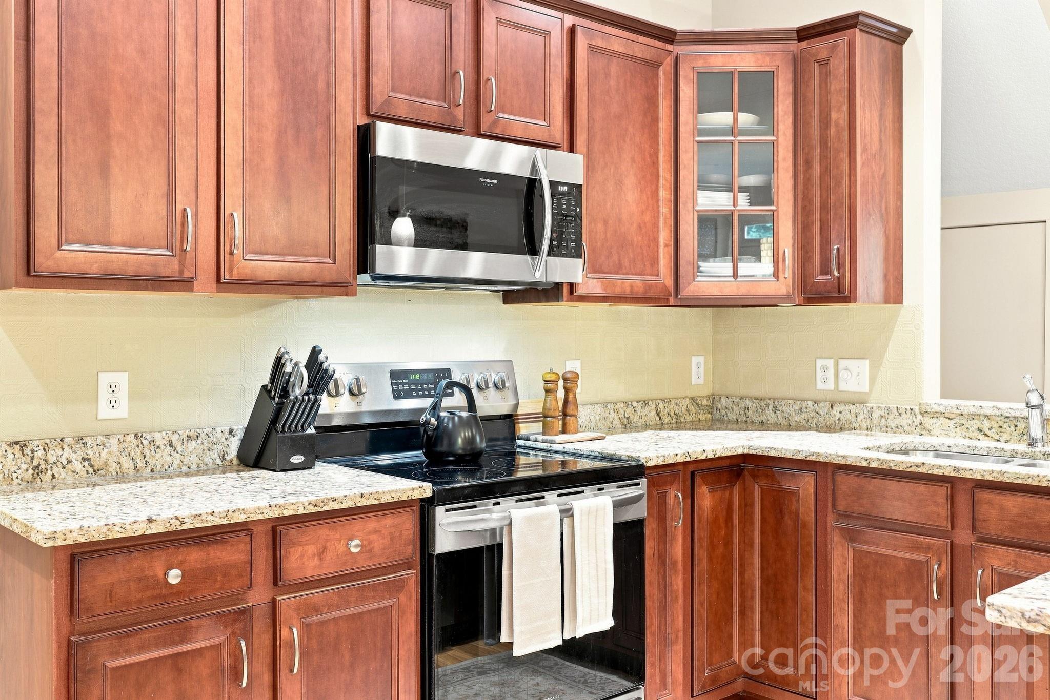 19 Oakhaven Terrace — Asheville