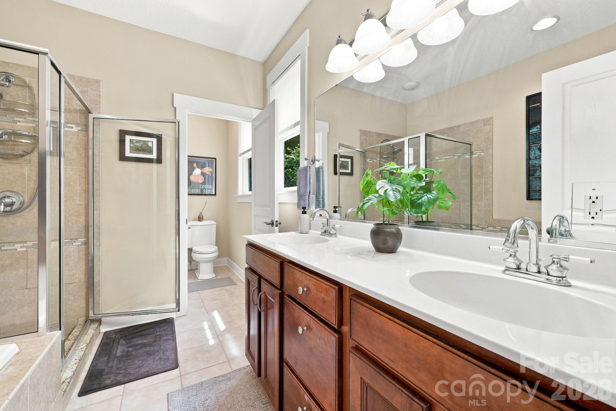 19 Oakhaven Terrace — Asheville