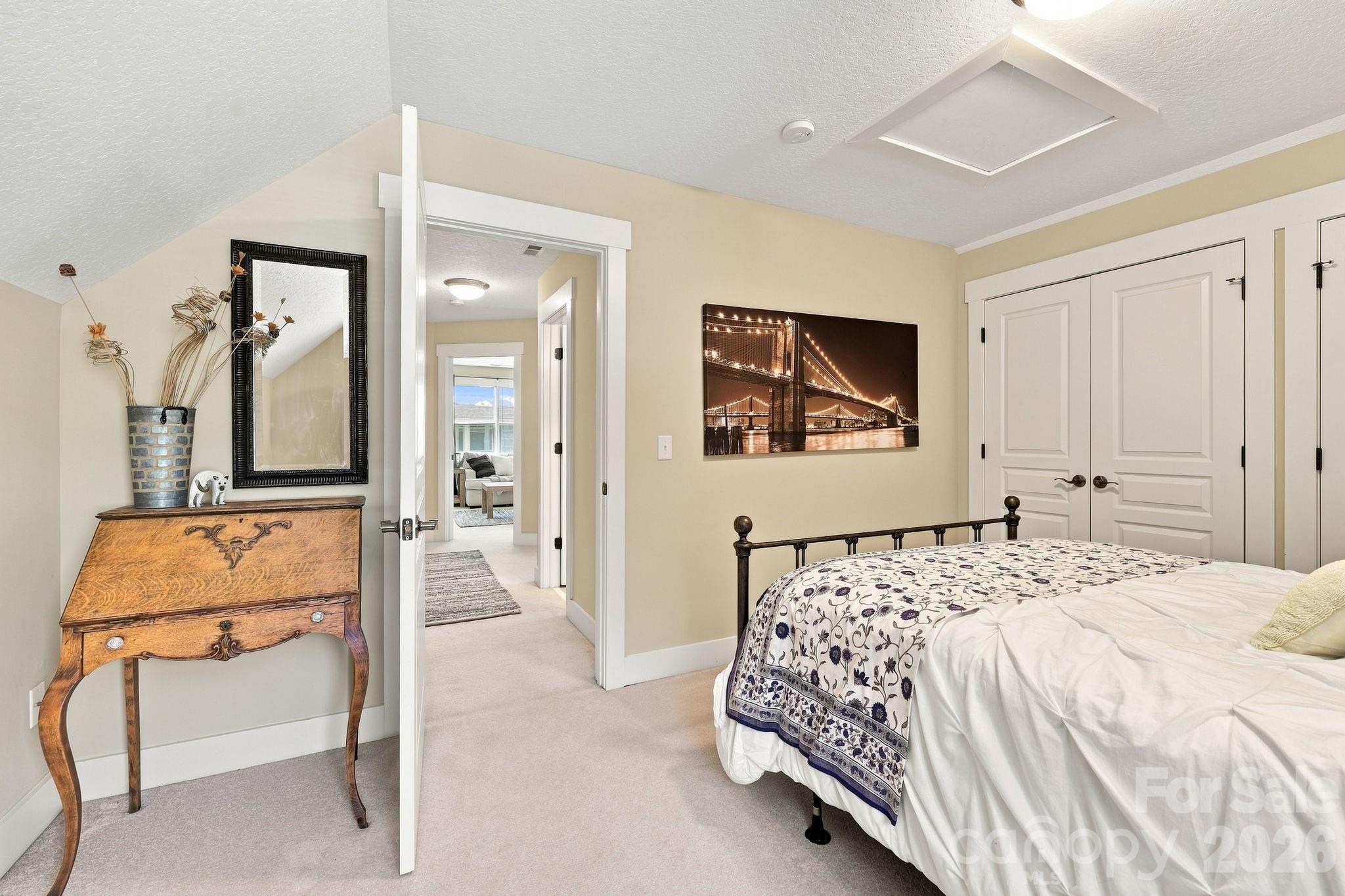 19 Oakhaven Terrace — Asheville