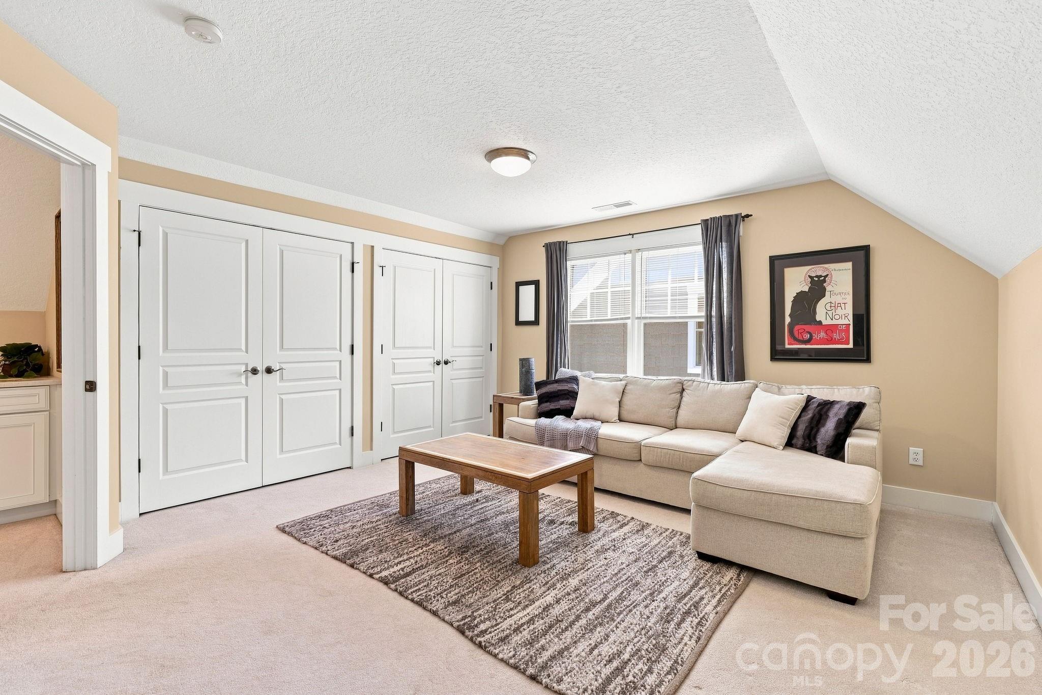 19 Oakhaven Terrace — Asheville