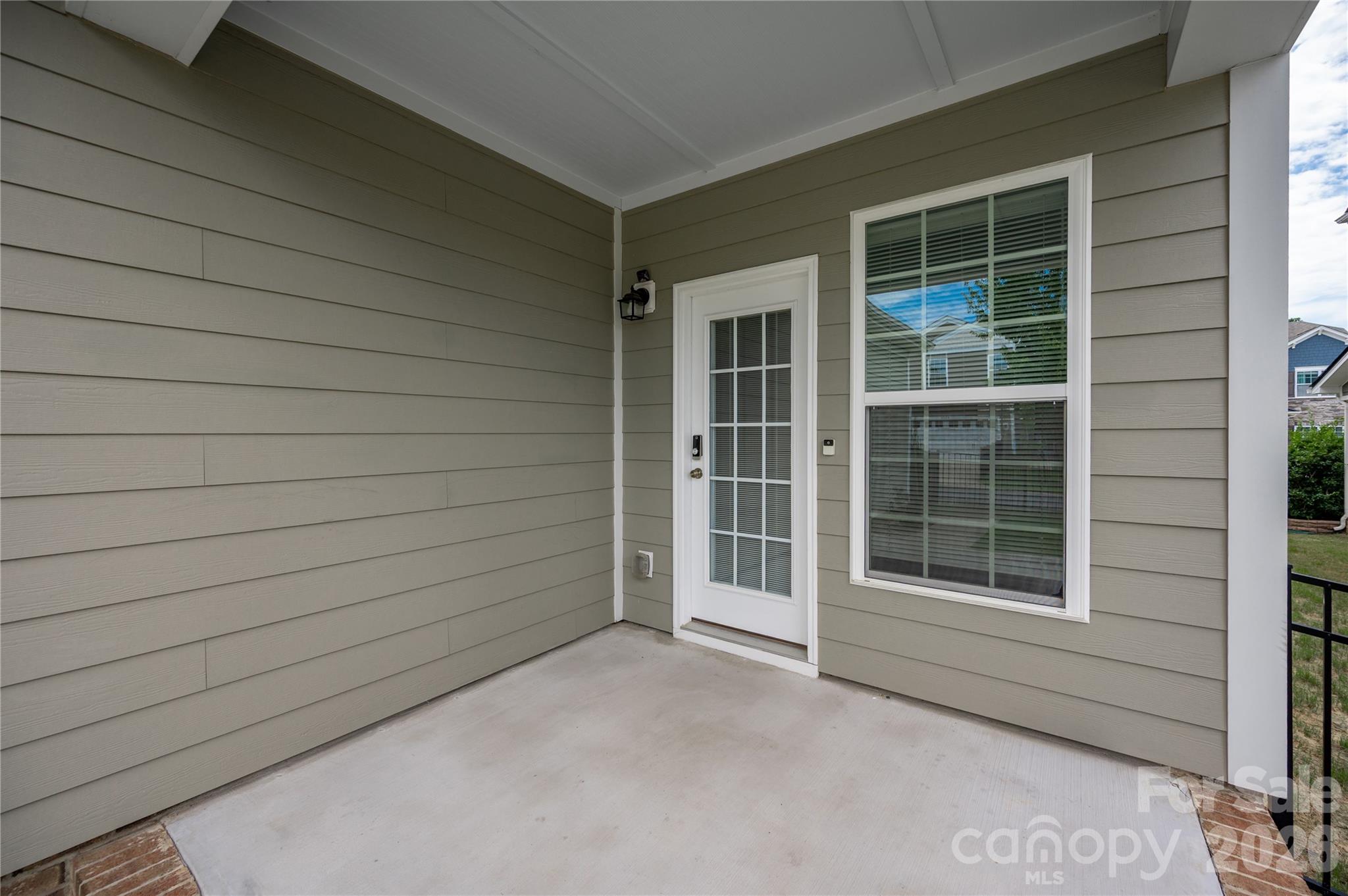 5077 Waterloo Drive — Tega Cay