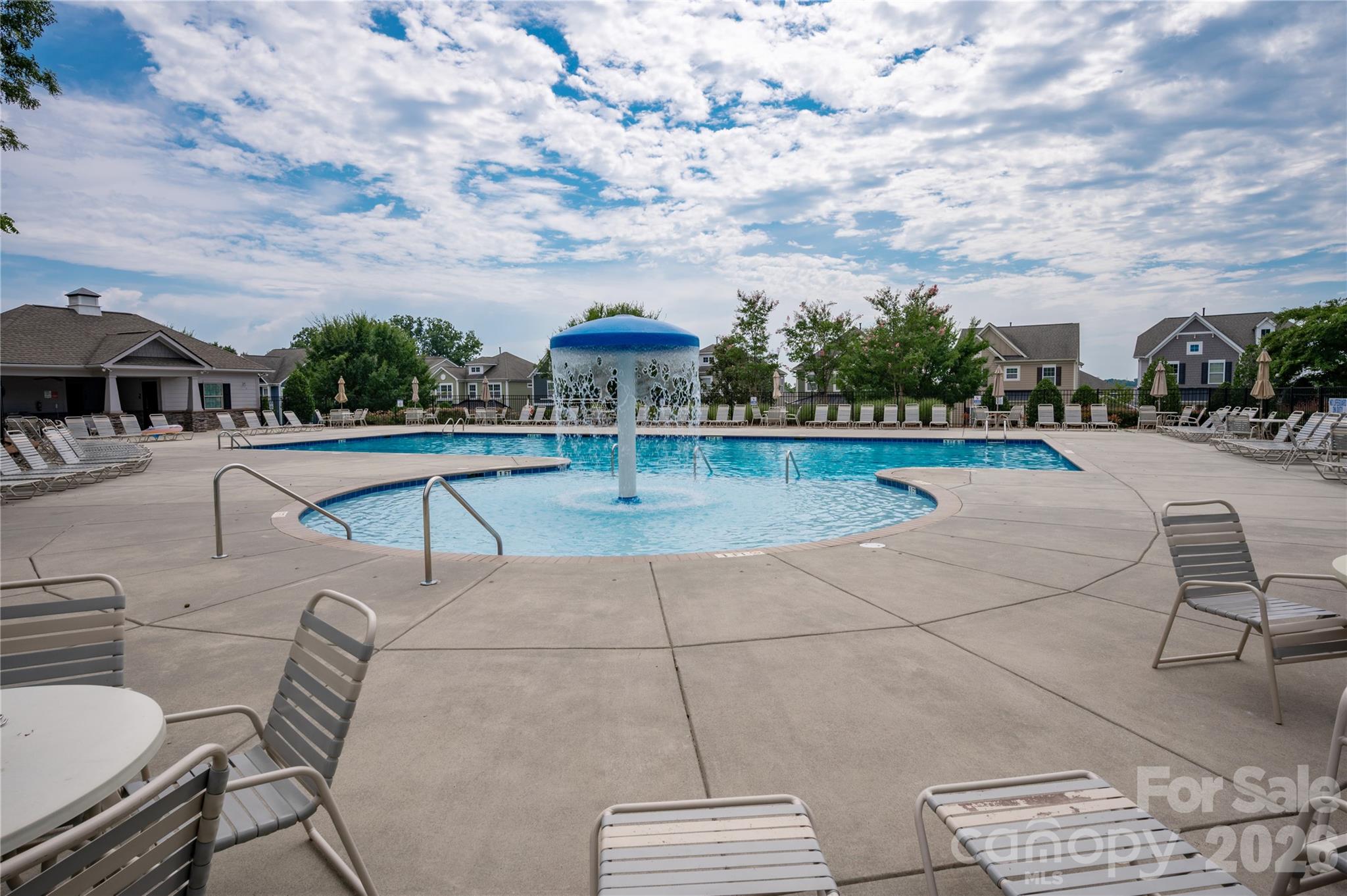 5077 Waterloo Drive — Tega Cay