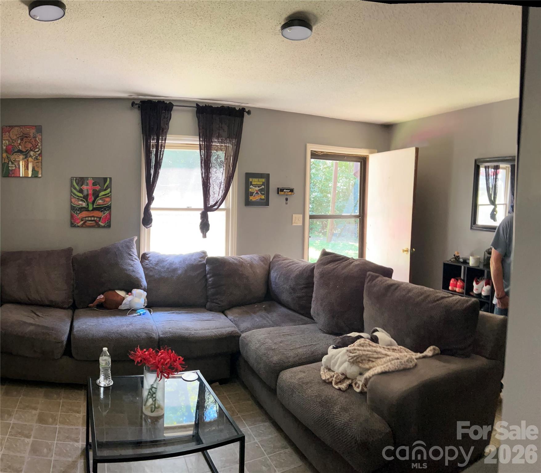6800 Glover Lane — Stanley
