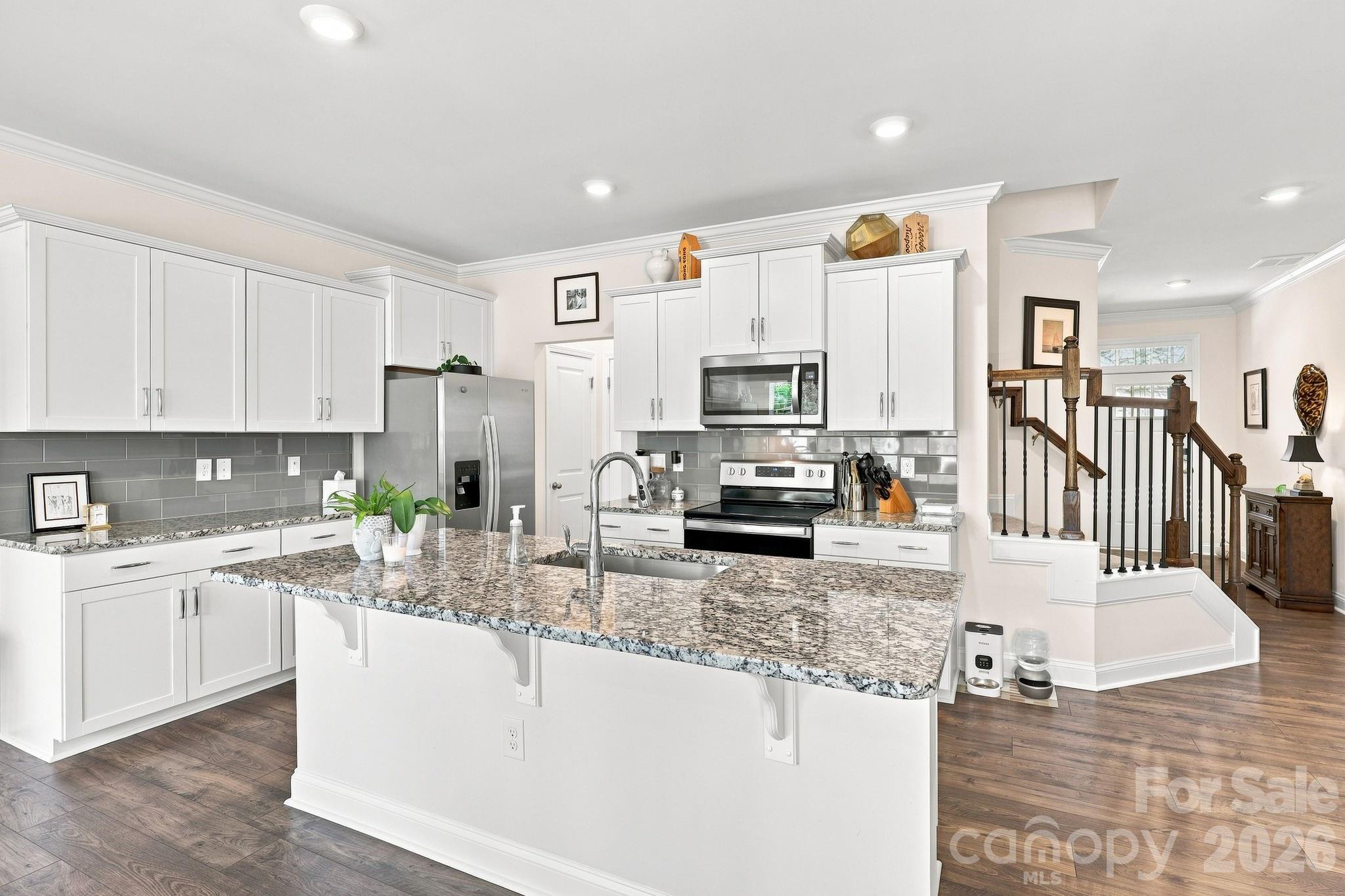 198 Creekview Road — Hendersonville