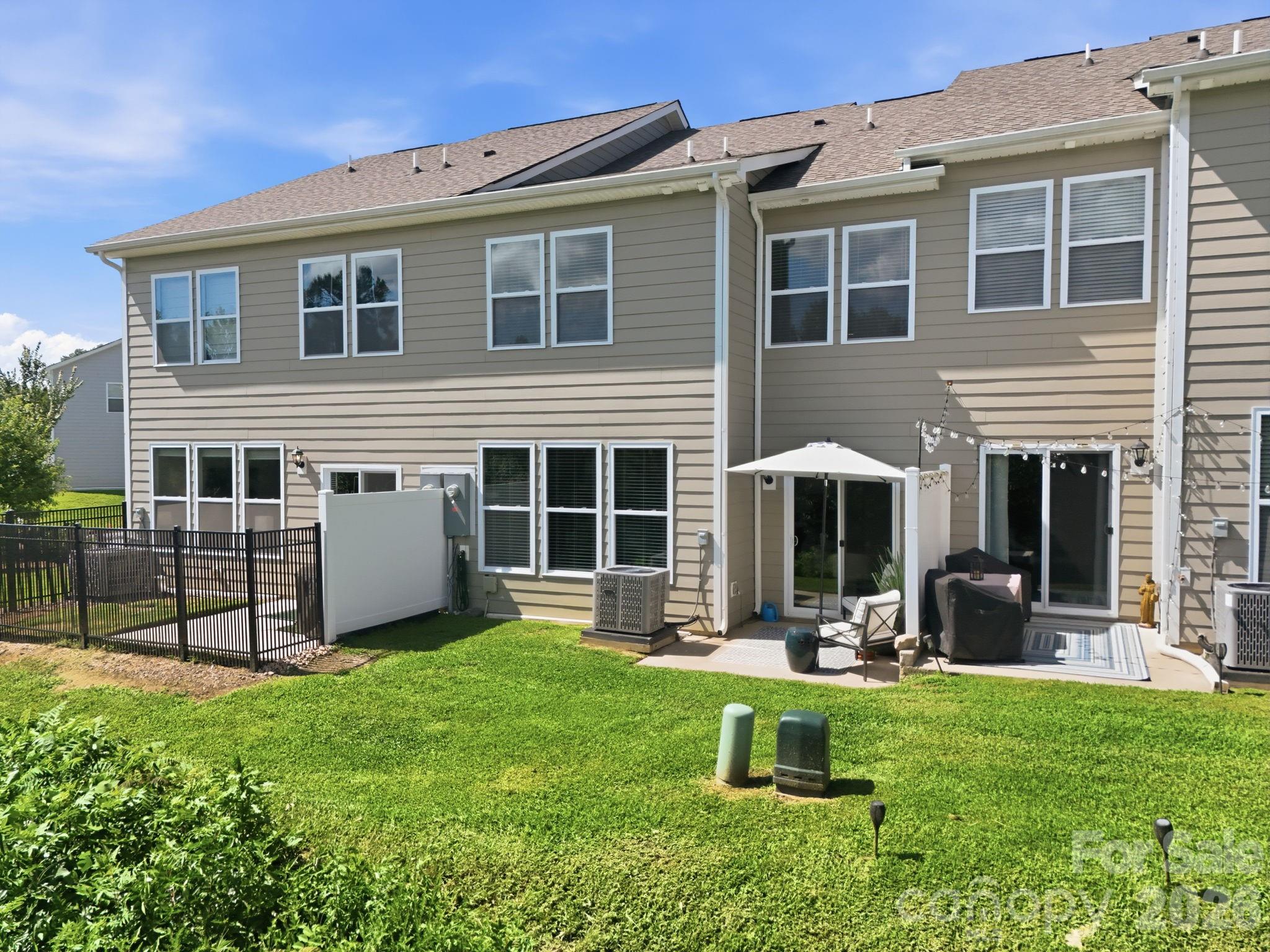 198 Creekview Road — Hendersonville