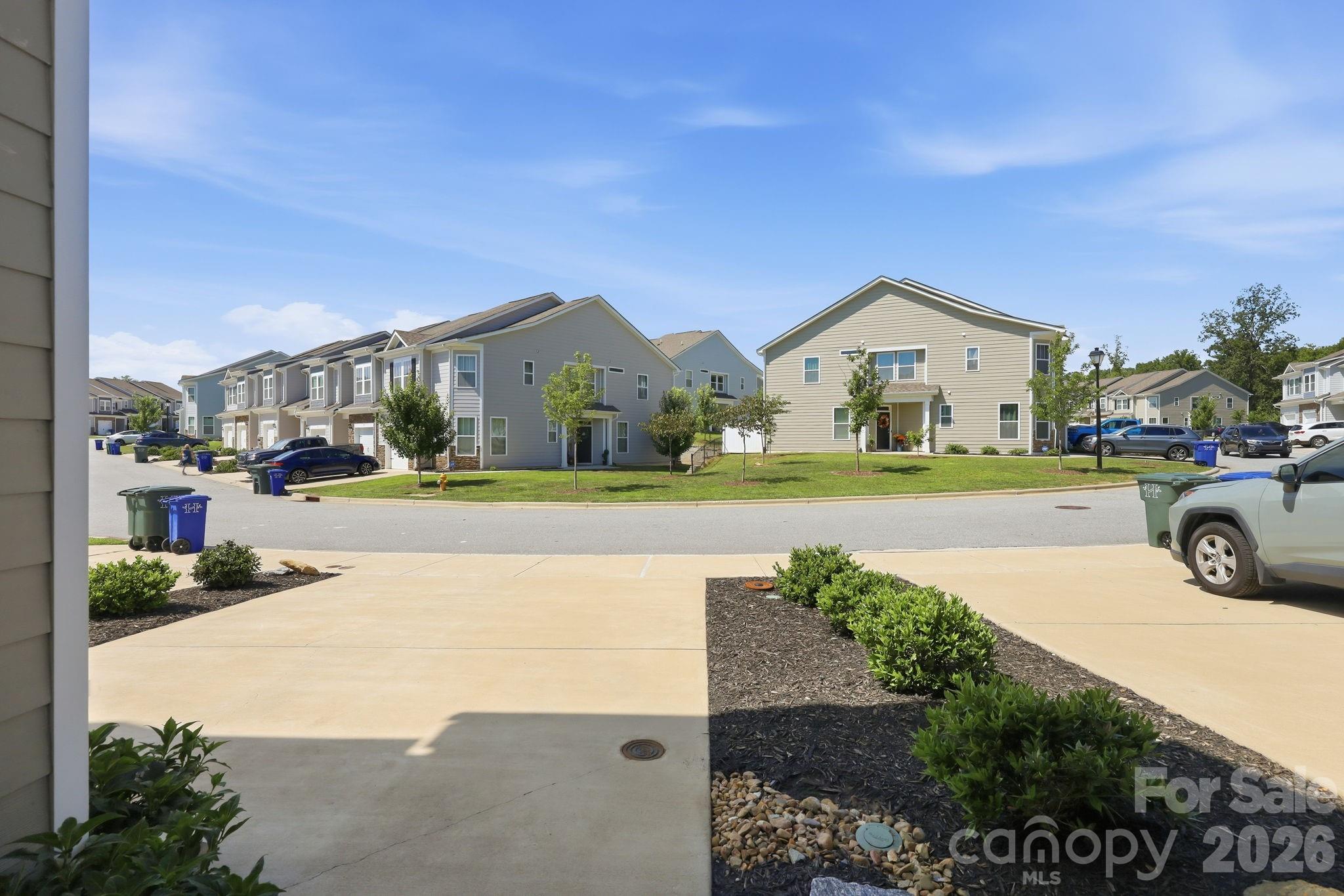198 Creekview Road — Hendersonville