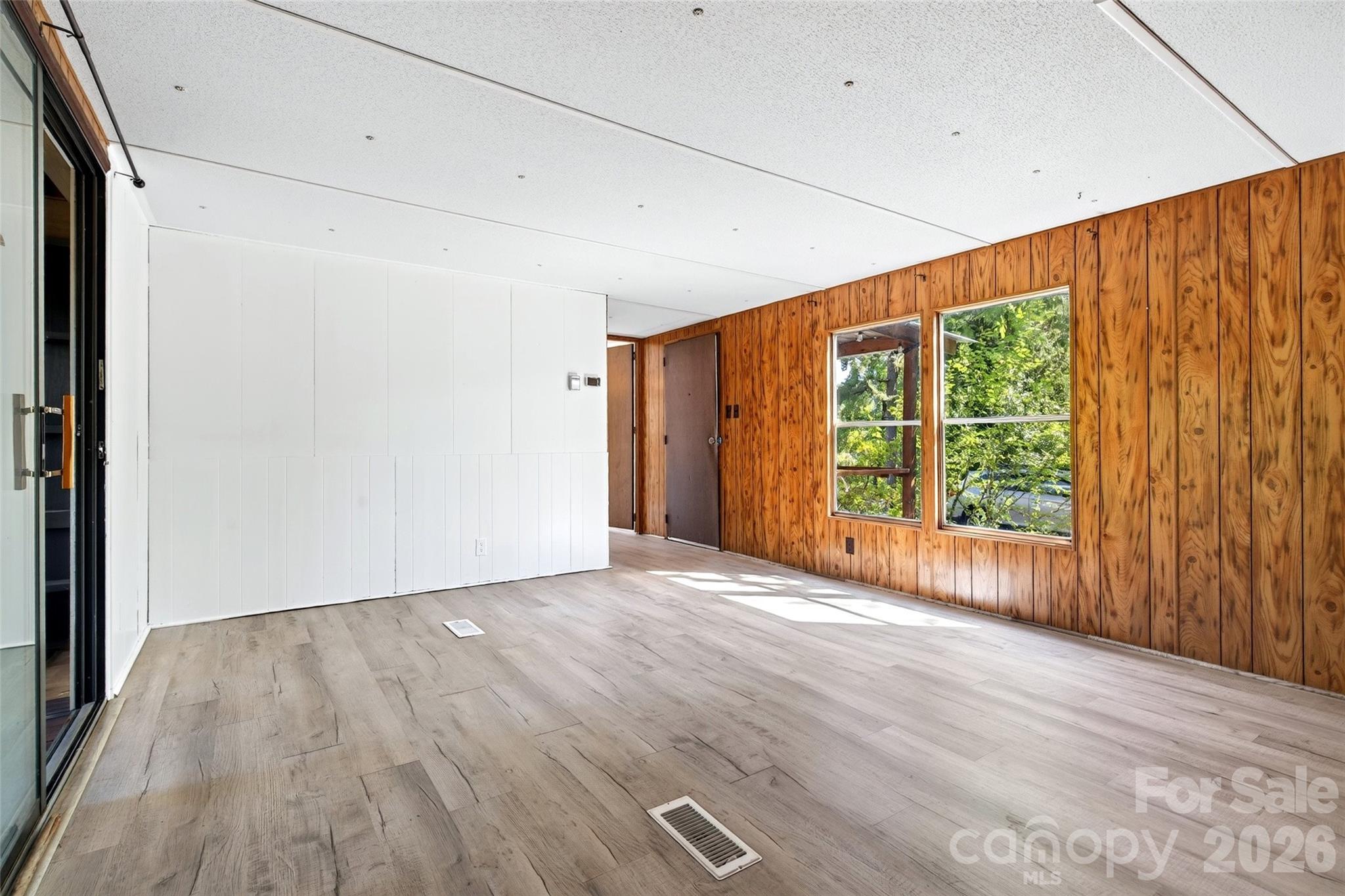 128 Pearson Circle — Lake Lure