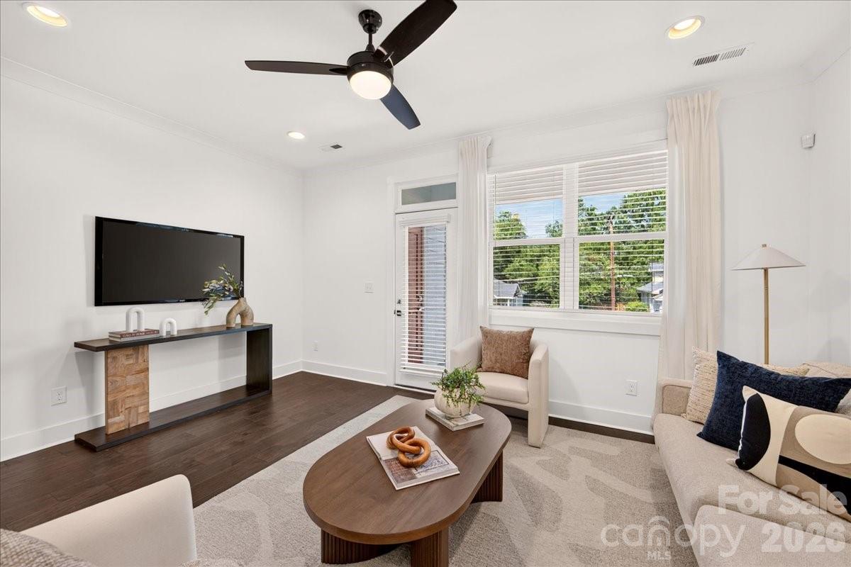 1146 E 36th Street — Charlotte